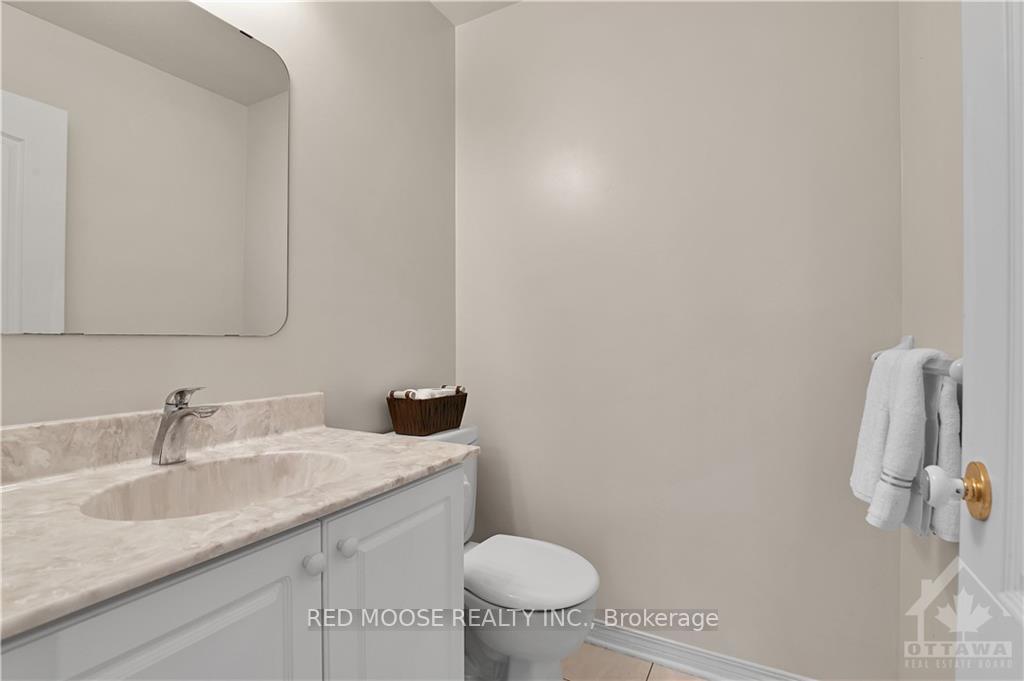 Photo 4 of 51 Allanford Avenue, Ottawa, Hunt Club Park/Greenboro — HOMEH