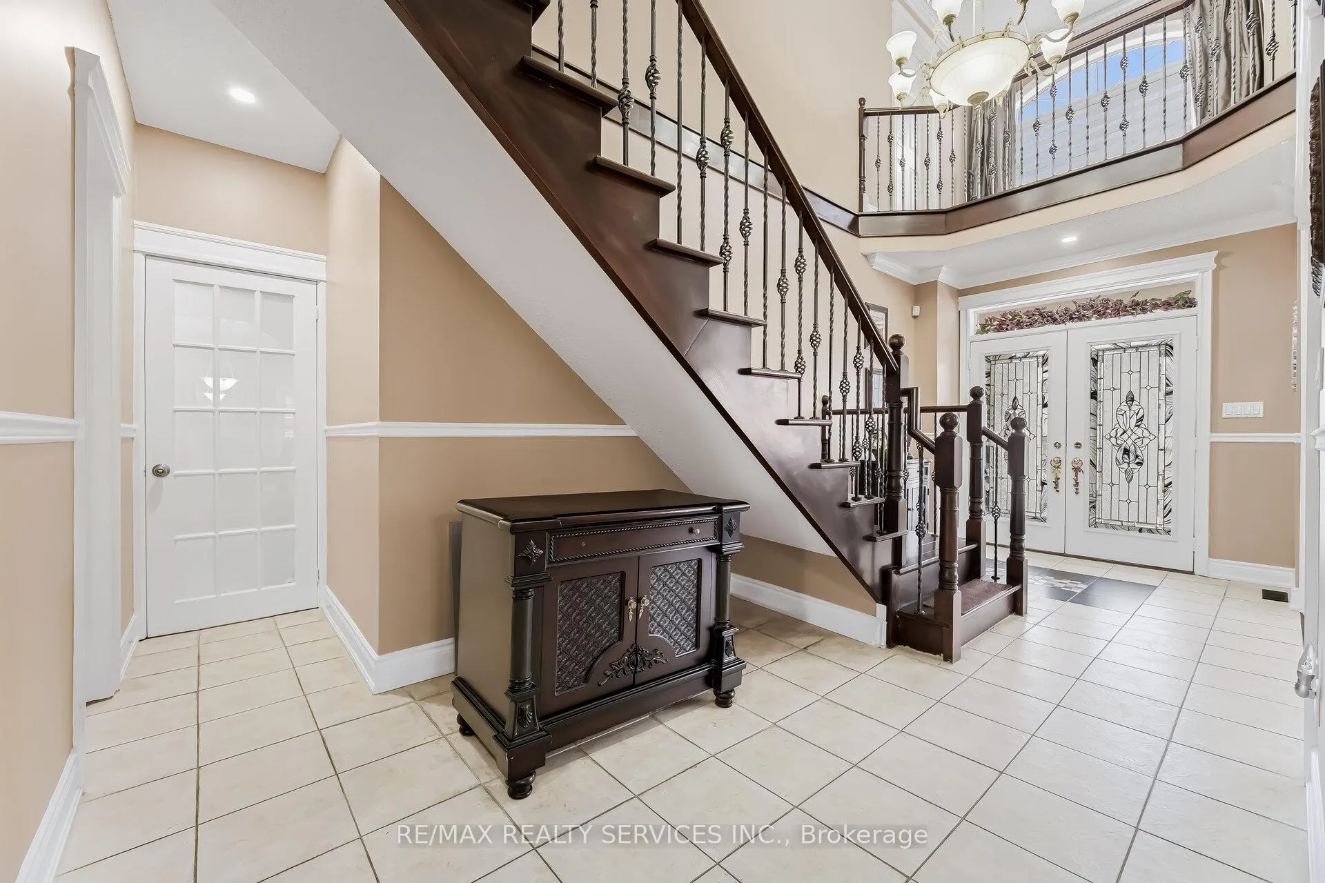 Photo 22 of 7 Waltham Drive, Etobicoke, Thistletown-Beaumonde Heights — HOMEH