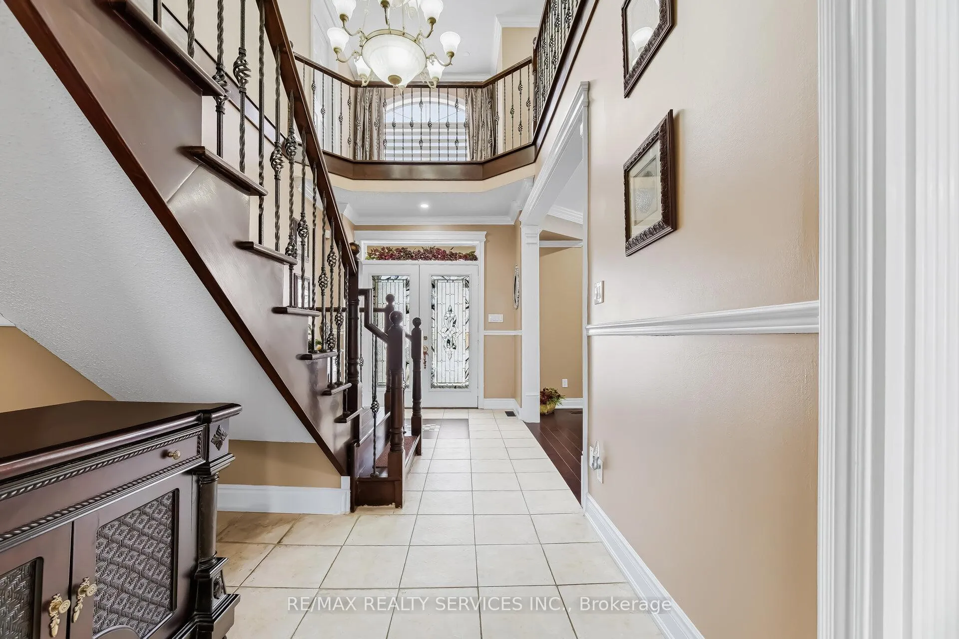 Photo 24 of 7 Waltham Drive, Etobicoke, Thistletown-Beaumonde Heights — HOMEH