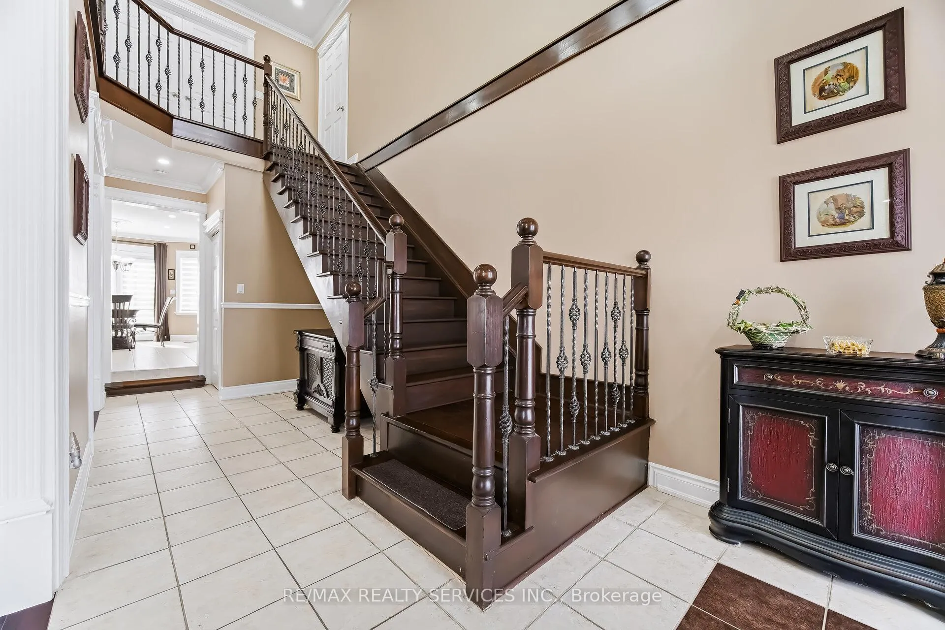 Photo 25 of 7 Waltham Drive, Etobicoke, Thistletown-Beaumonde Heights — HOMEH