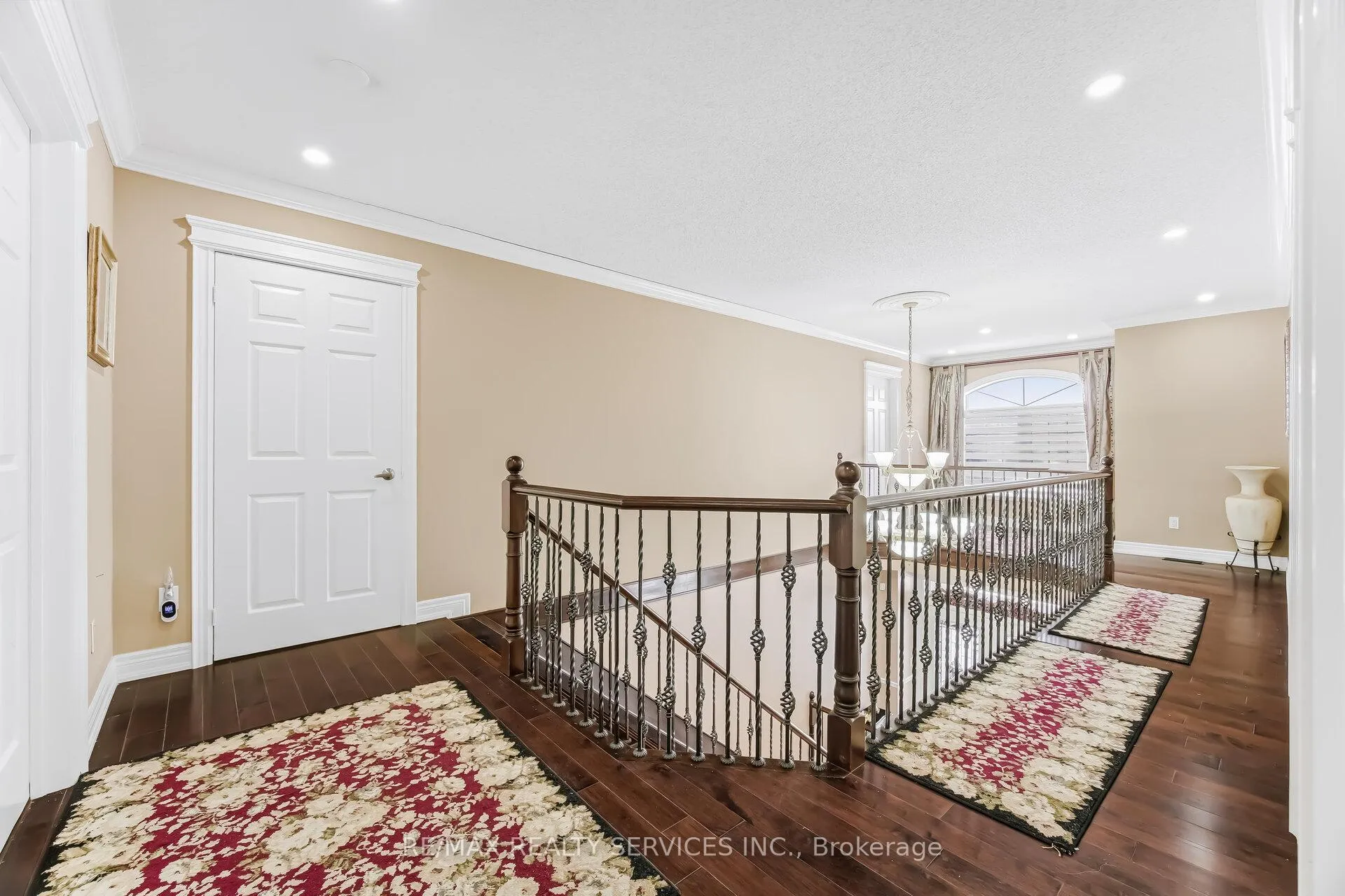 Photo 27 of 7 Waltham Drive, Etobicoke, Thistletown-Beaumonde Heights — HOMEH