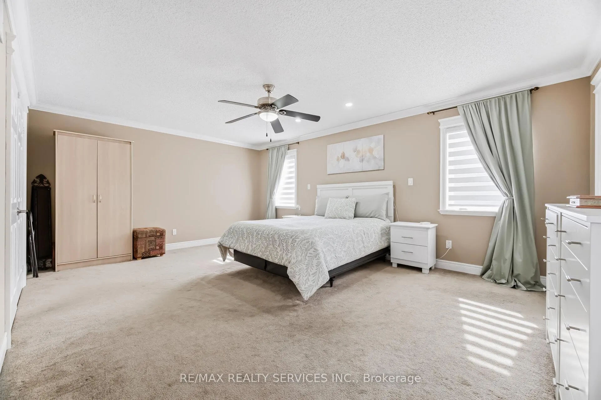 Photo 29 of 7 Waltham Drive, Etobicoke, Thistletown-Beaumonde Heights — HOMEH