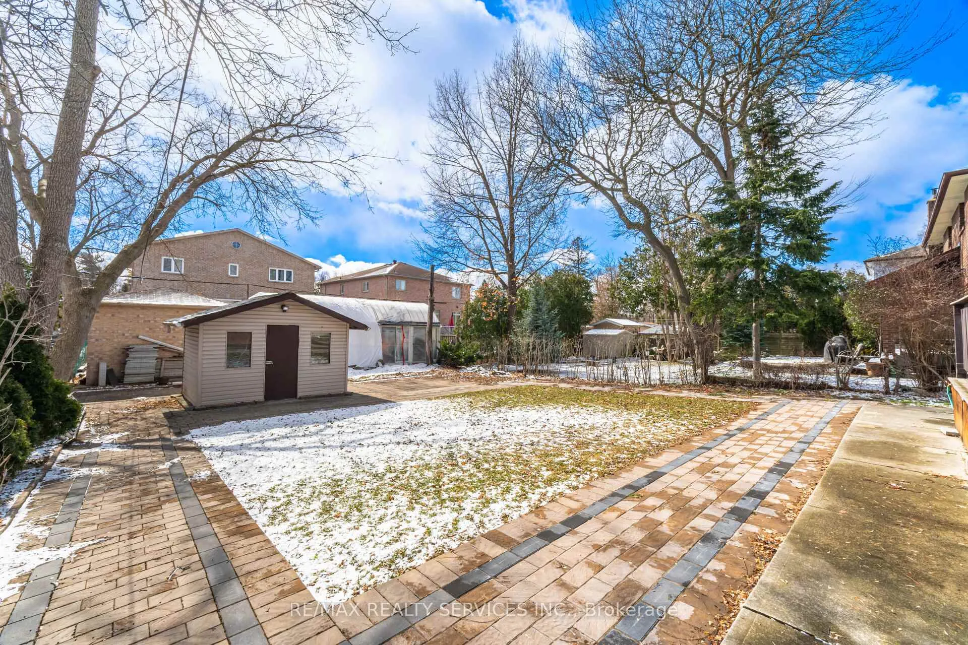 Photo 46 of 7 Waltham Drive, Etobicoke, Thistletown-Beaumonde Heights — HOMEH