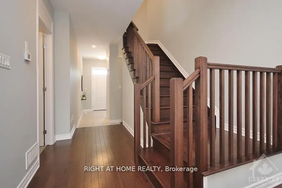 Photo 3 of 110 Lavatera Street, Ottawa, Blossom Park/Kemp Park/Findlay Creek — HOMEH