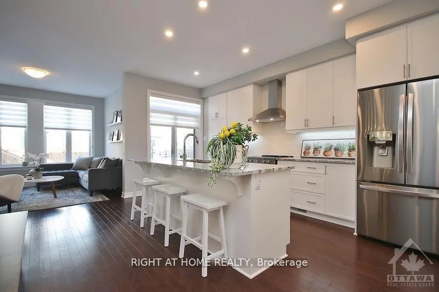 Photo 4 of 110 Lavatera Street, Ottawa, Blossom Park/Kemp Park/Findlay Creek — HOMEH