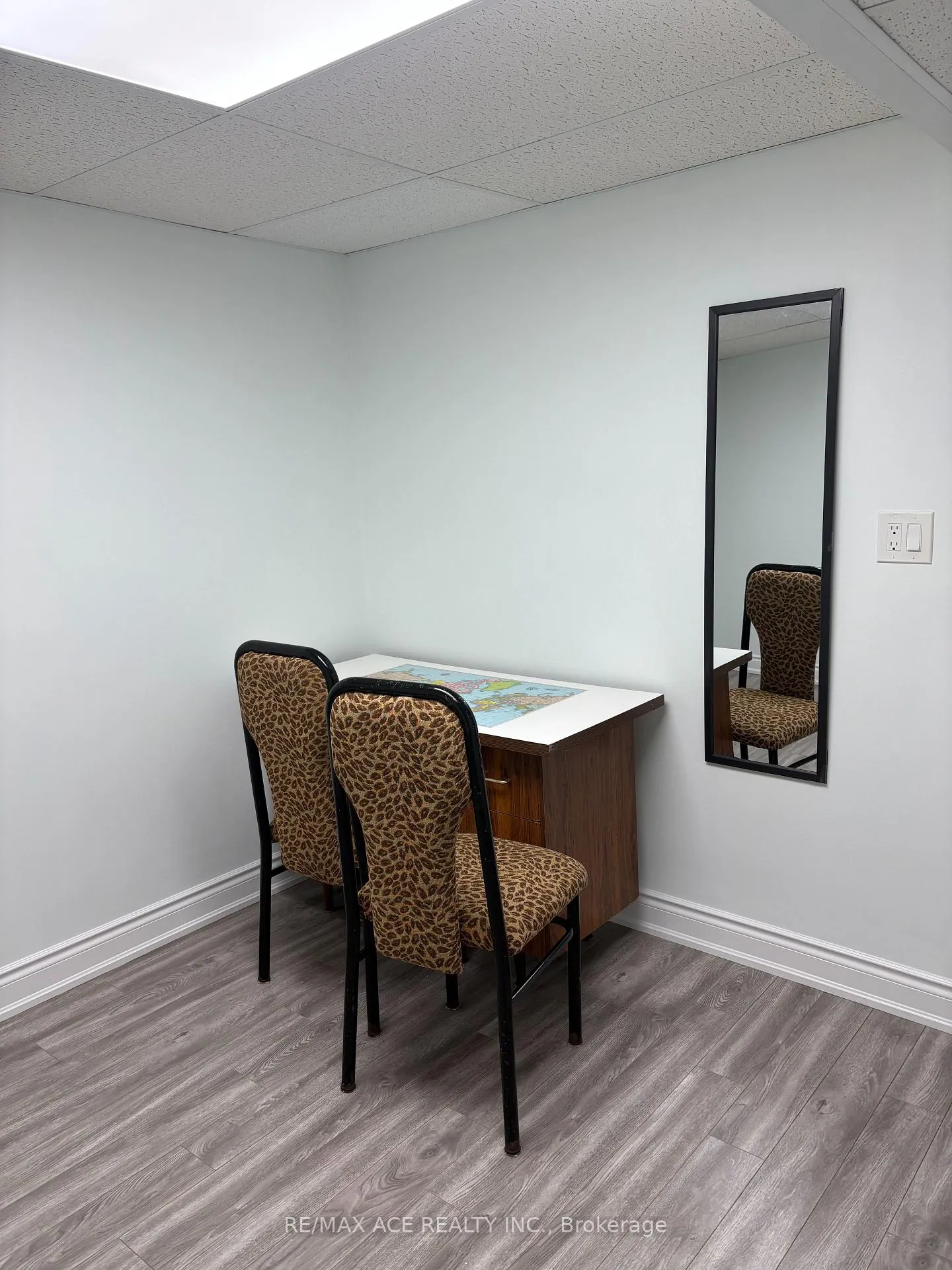 Photo 3 of Unit Bsmt, 168 Mary Pearson Drive, Markham, Middlefield — HOMEH