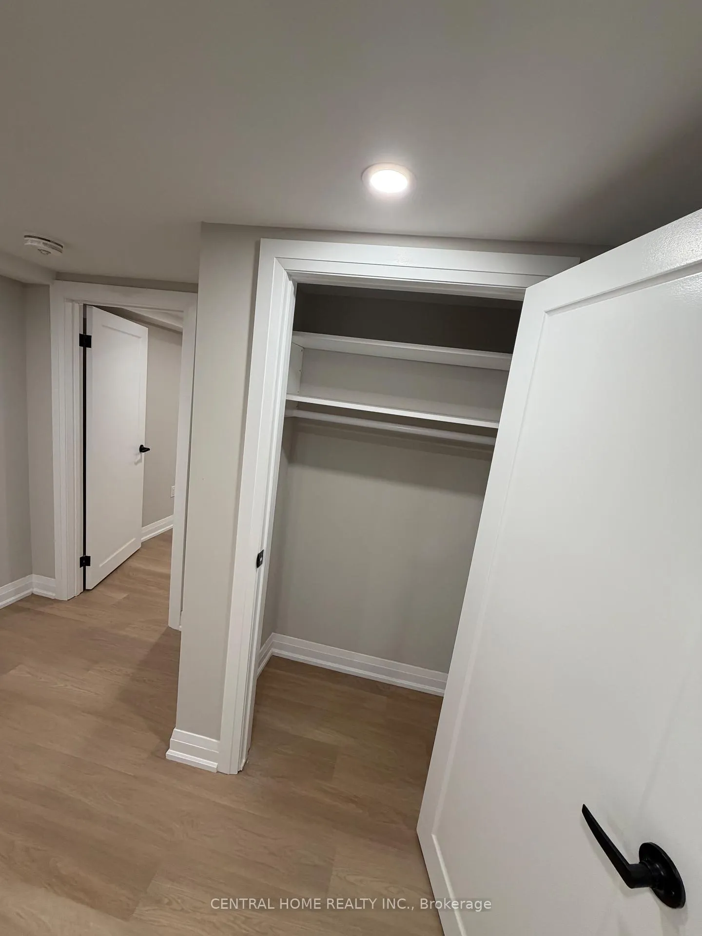 Photo 23 of 229 Spring Gate Boulevard, Vaughan, Crestwood-Springfarm-Yorkhill — HOMEH