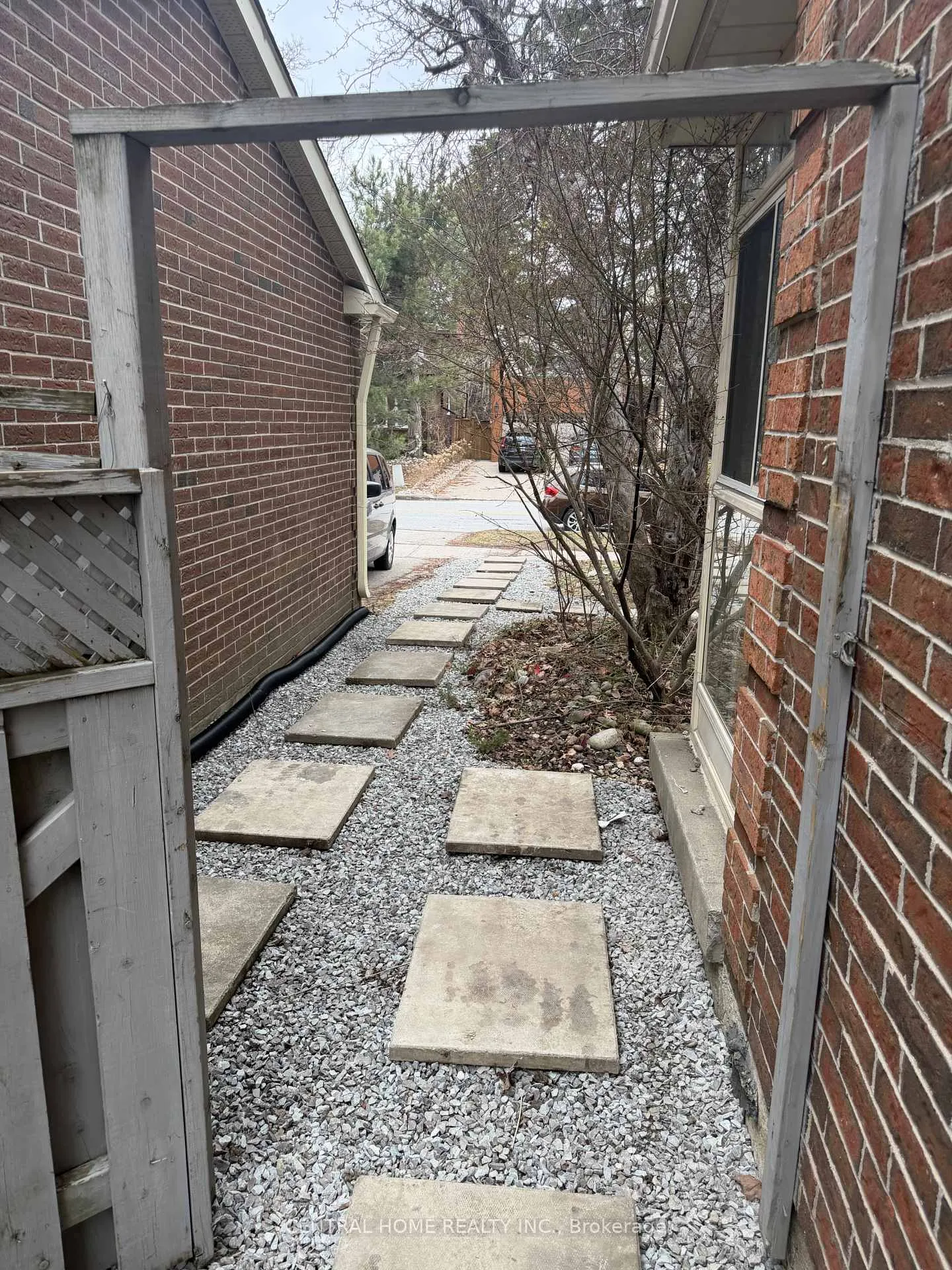 Photo 27 of 229 Spring Gate Boulevard, Vaughan, Crestwood-Springfarm-Yorkhill — HOMEH