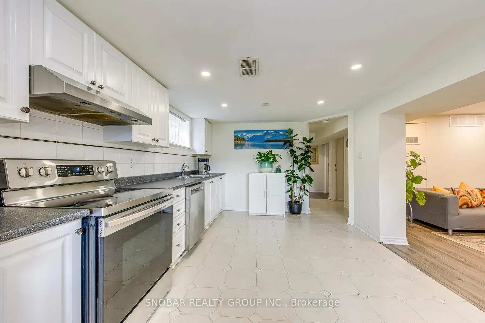 Photo 19 of 97 Westhampton Drive, Etobicoke, Kingsview Village-The Westway — HOMEH