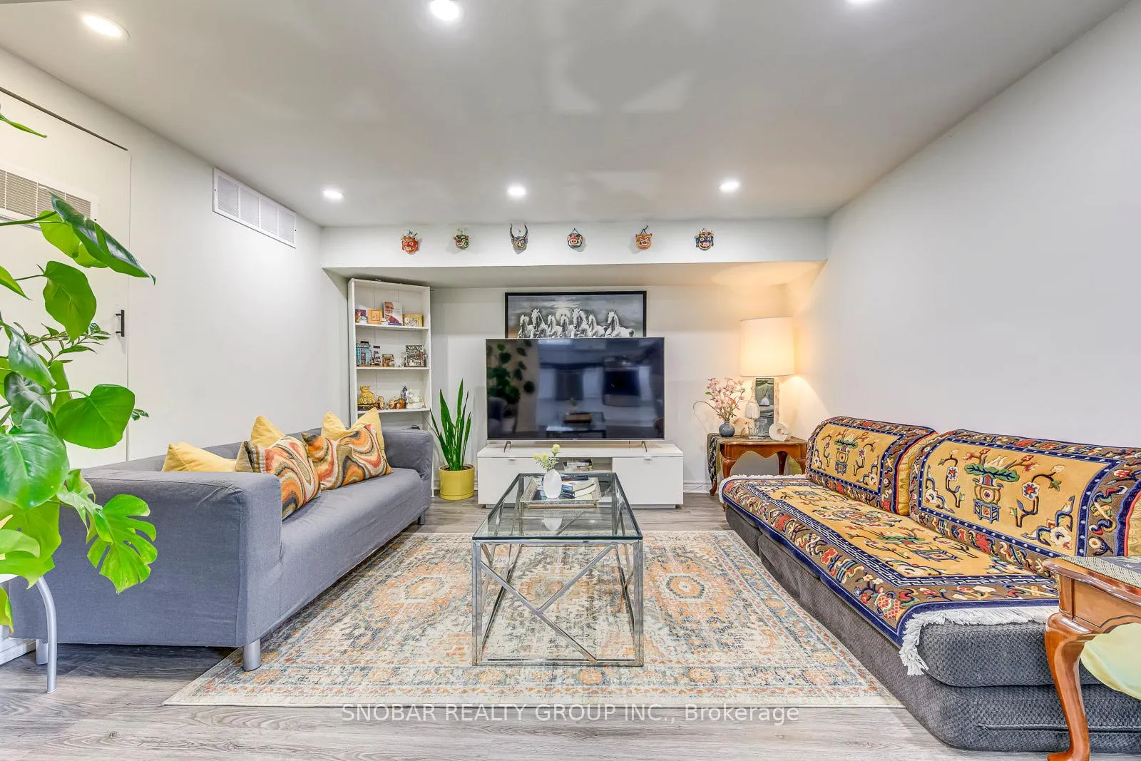 Photo 22 of 97 Westhampton Drive, Etobicoke, Kingsview Village-The Westway — HOMEH