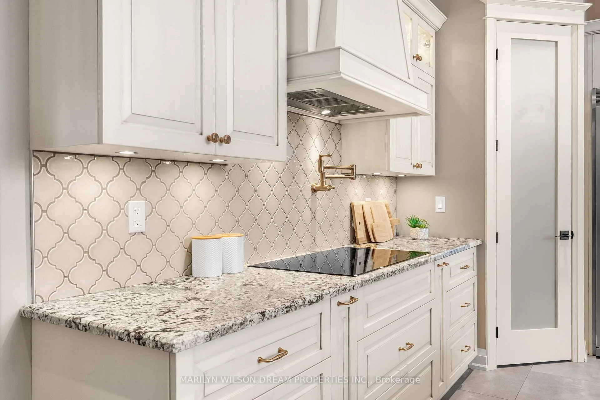Photo 12 of 324 Hedley Way, Ottawa, Kanata - Kanata (North West) — HOMEH