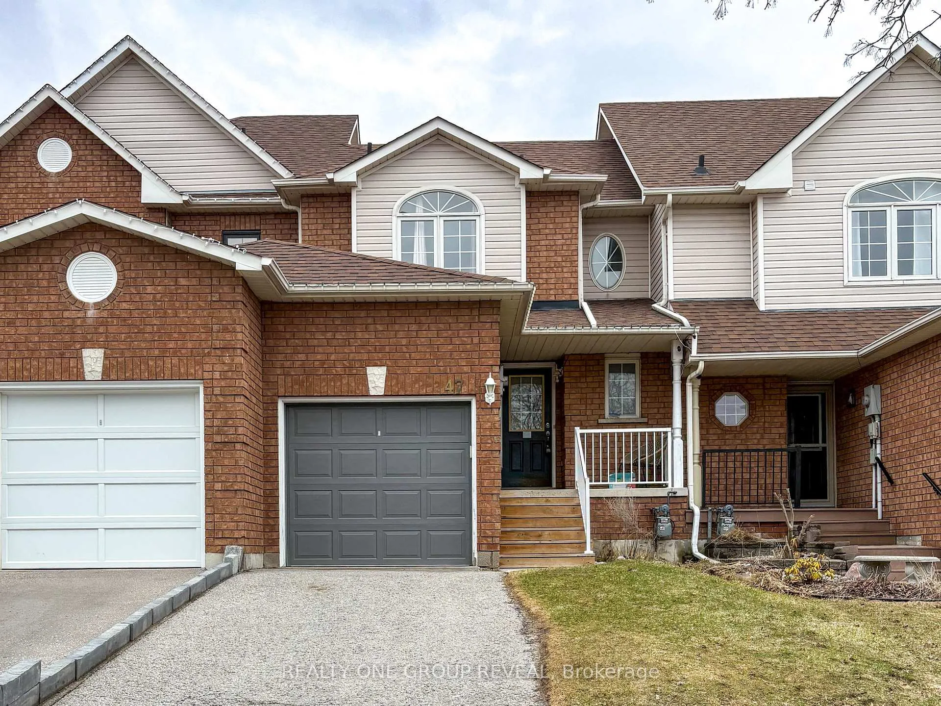 Photo 1 of 47 Cornish Drive, Clarington, Courtice — HOMEH