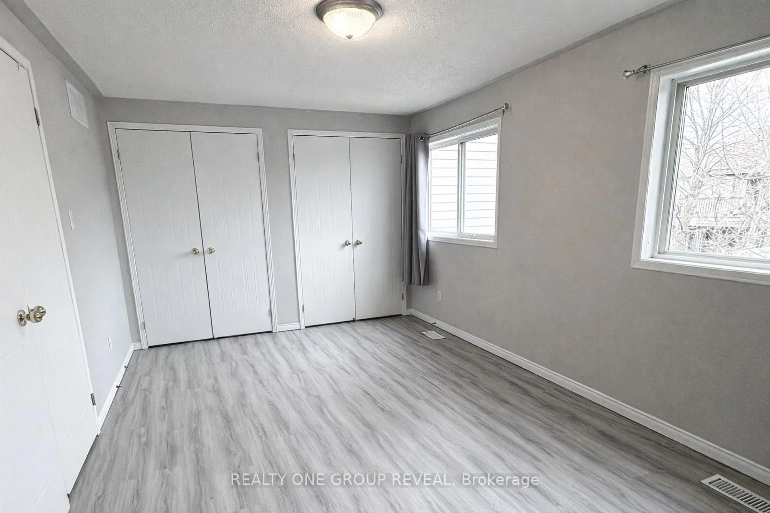Photo 6 of 47 Cornish Drive, Clarington, Courtice — HOMEH