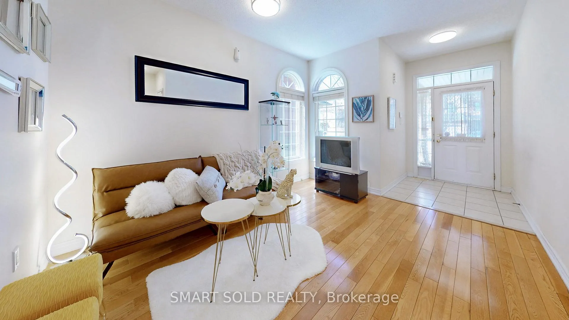 Photo 6 of 208 Cabernet Road, Vaughan, Patterson — HOMEH