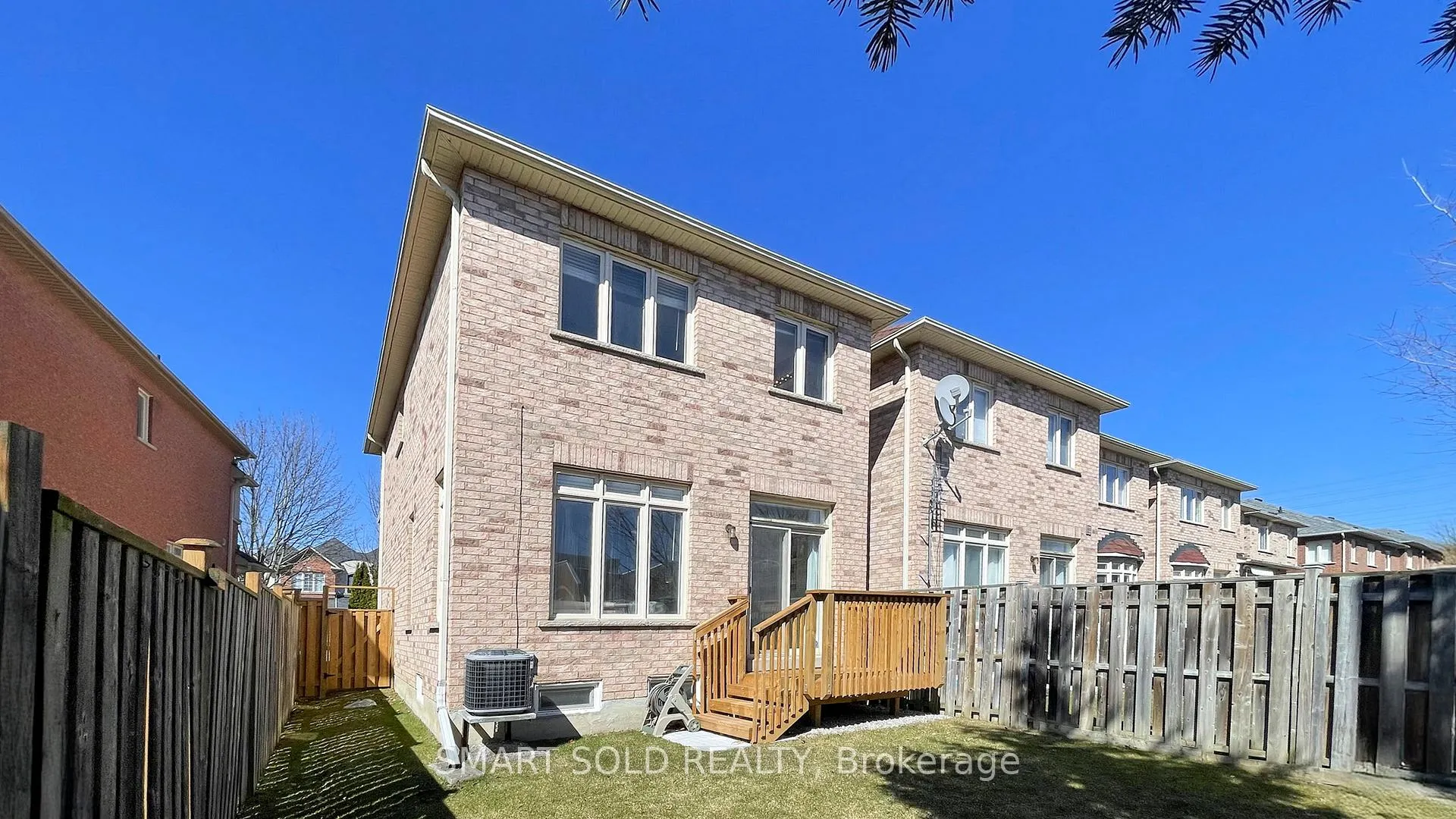 Photo 25 of 208 Cabernet Road, Vaughan, Patterson — HOMEH