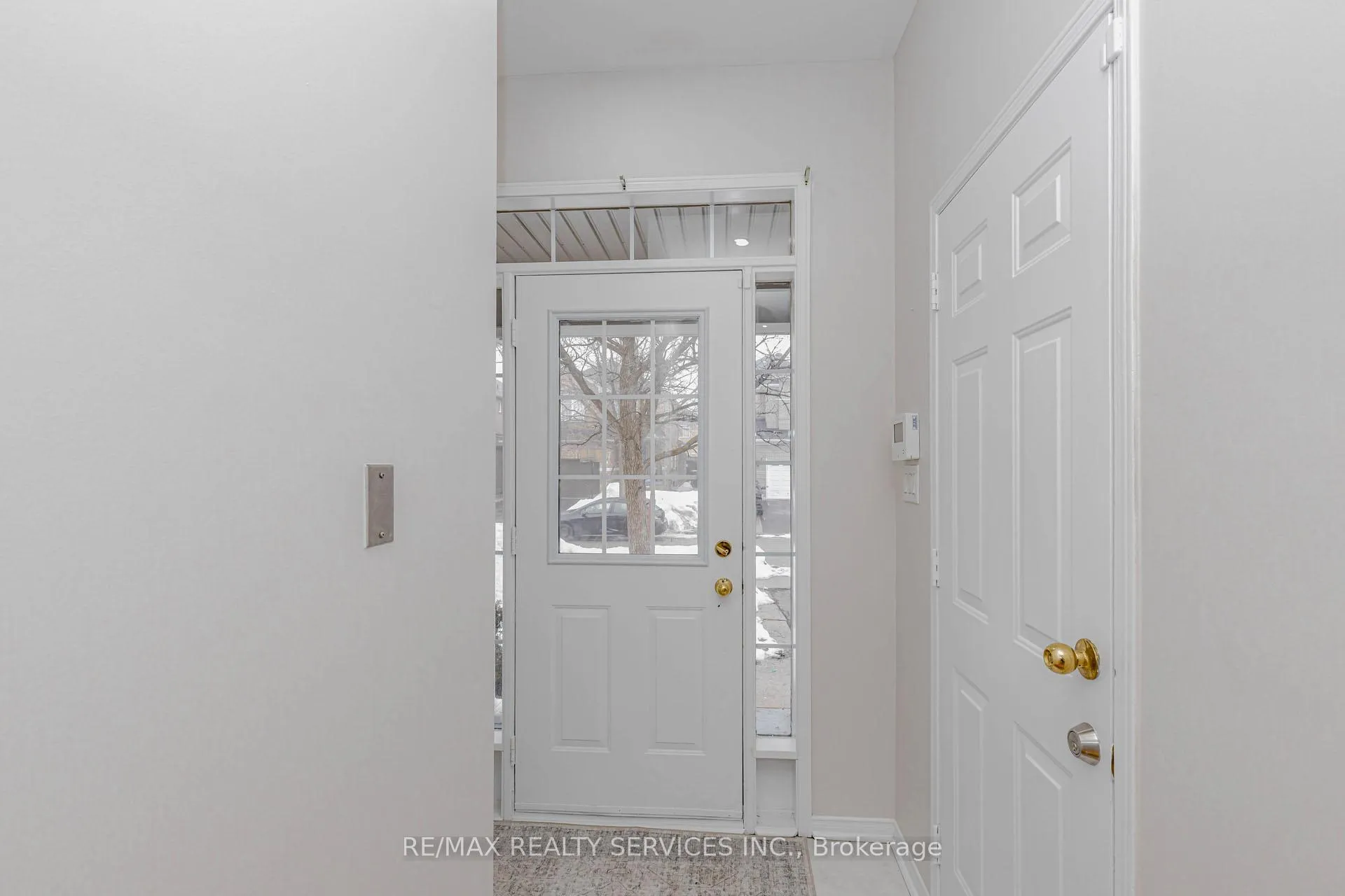 Photo 2 of 102 Sand Cherry Crescent, Brampton, Sandringham-Wellington — HOMEH