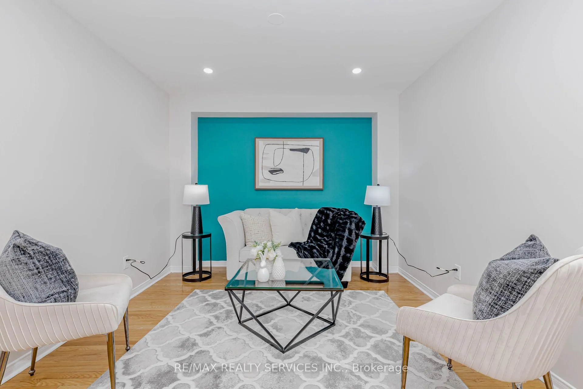 Photo 5 of 102 Sand Cherry Crescent, Brampton, Sandringham-Wellington — HOMEH