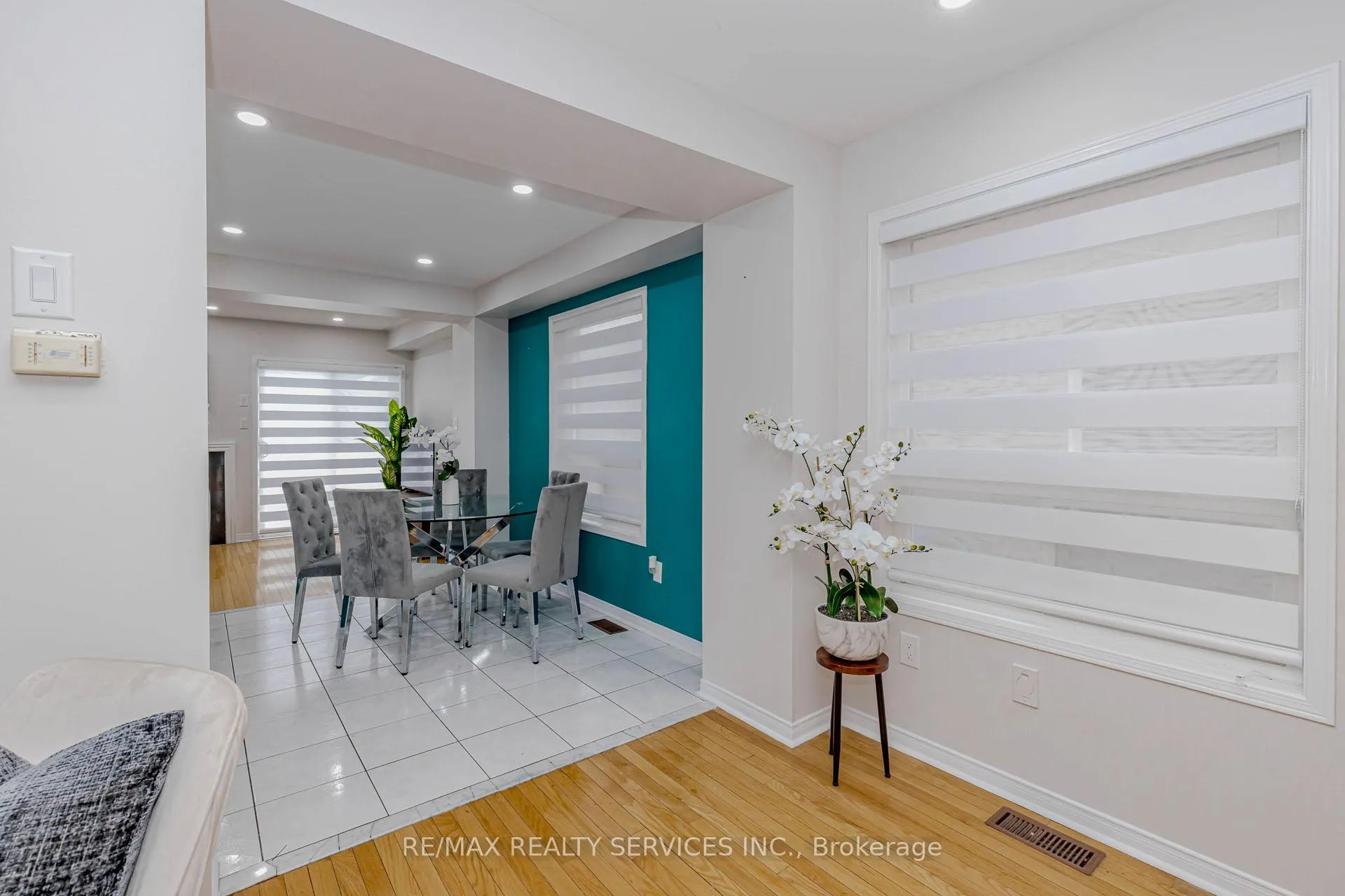 Photo 7 of 102 Sand Cherry Crescent, Brampton, Sandringham-Wellington — HOMEH