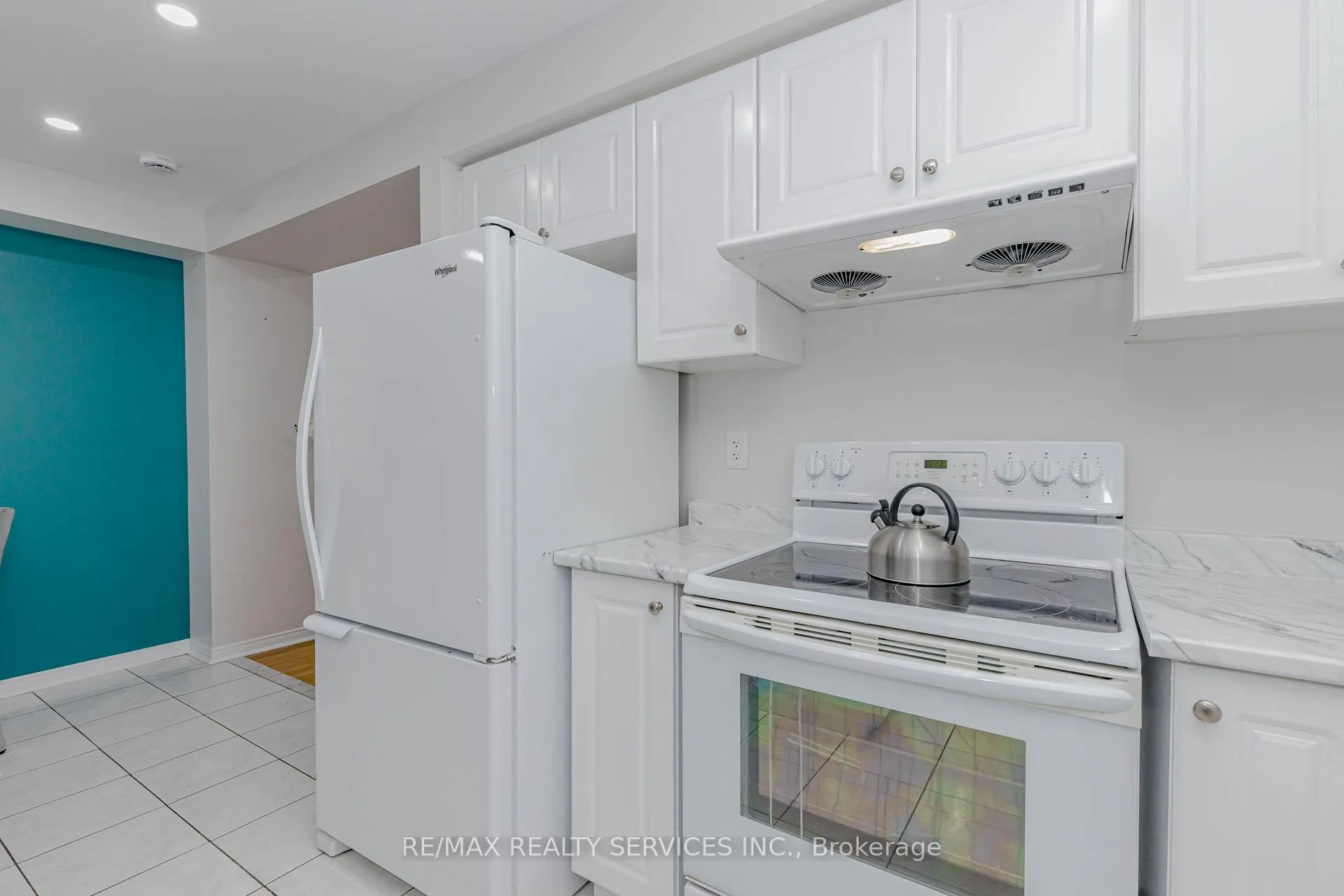 Photo 14 of 102 Sand Cherry Crescent, Brampton, Sandringham-Wellington — HOMEH