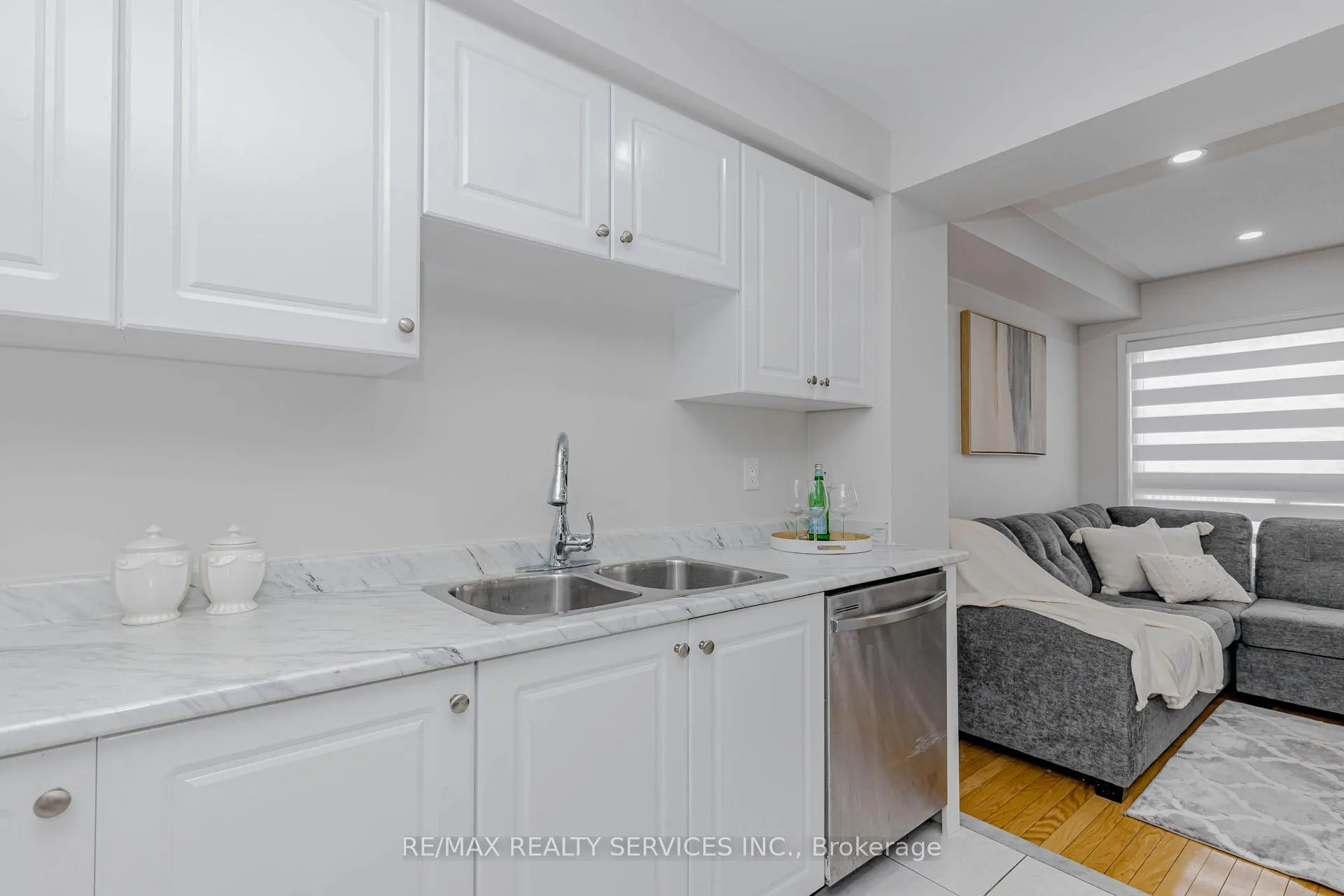 Photo 15 of 102 Sand Cherry Crescent, Brampton, Sandringham-Wellington — HOMEH