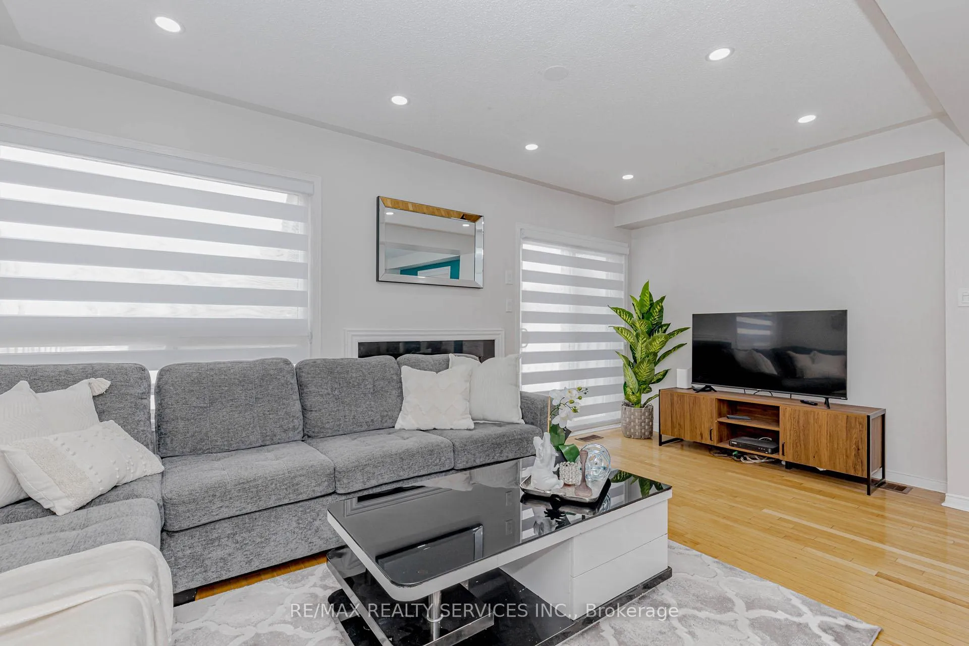 Photo 16 of 102 Sand Cherry Crescent, Brampton, Sandringham-Wellington — HOMEH