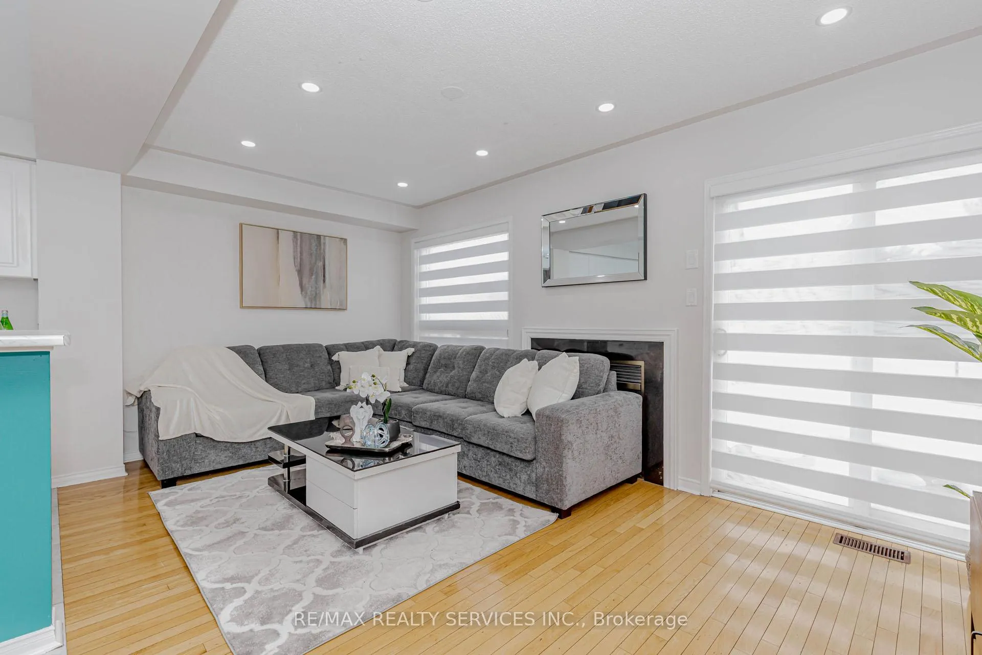 Photo 17 of 102 Sand Cherry Crescent, Brampton, Sandringham-Wellington — HOMEH