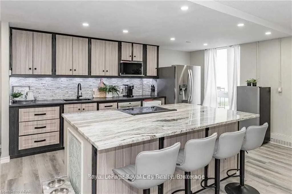 Photo 10 of Unit 105, 19 Woodlawn Road E, Guelph, Riverside Park — HOMEH