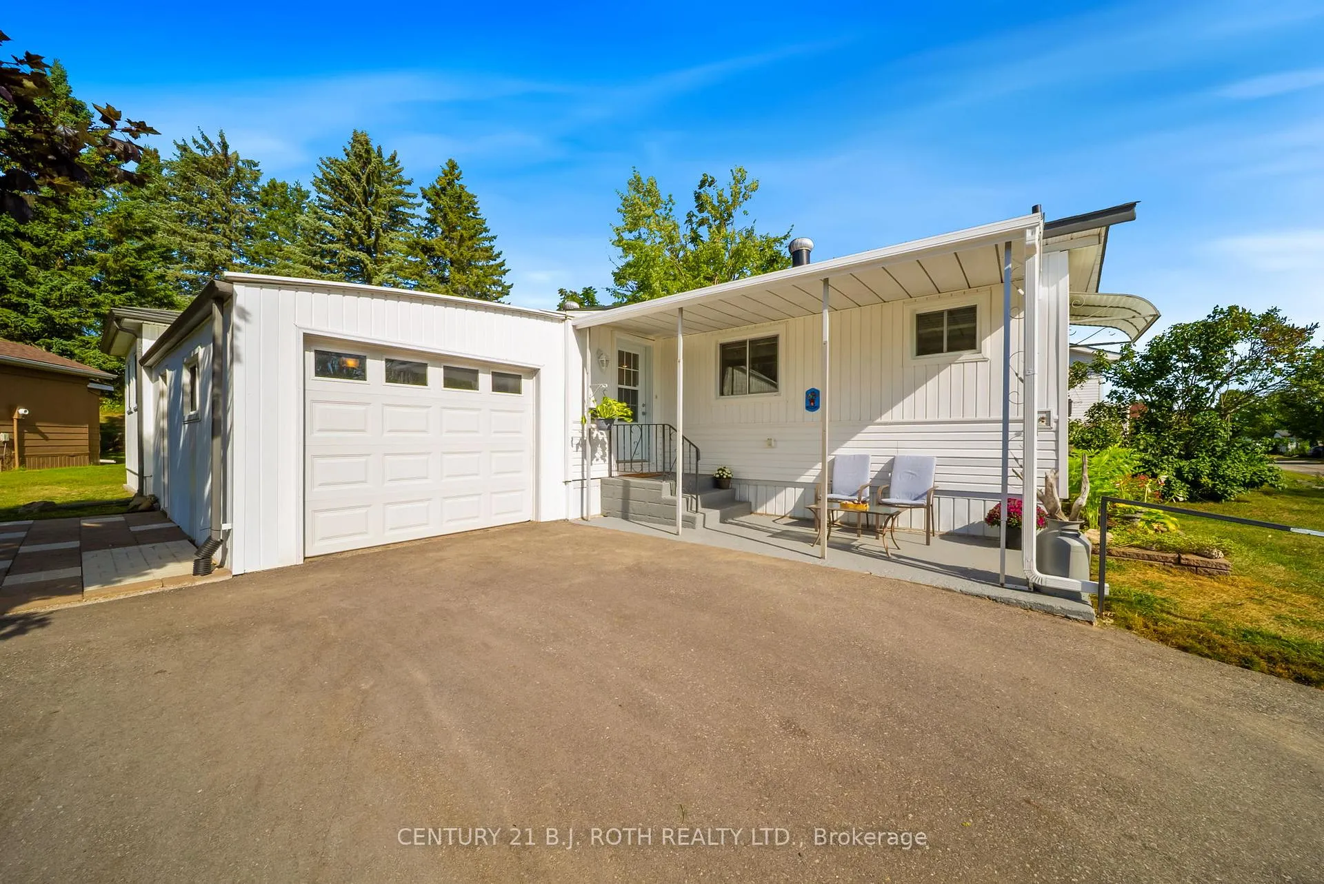 Photo 1 of 66 Cameron Drive, Oro-Medonte, Hawkestone — HOMEH