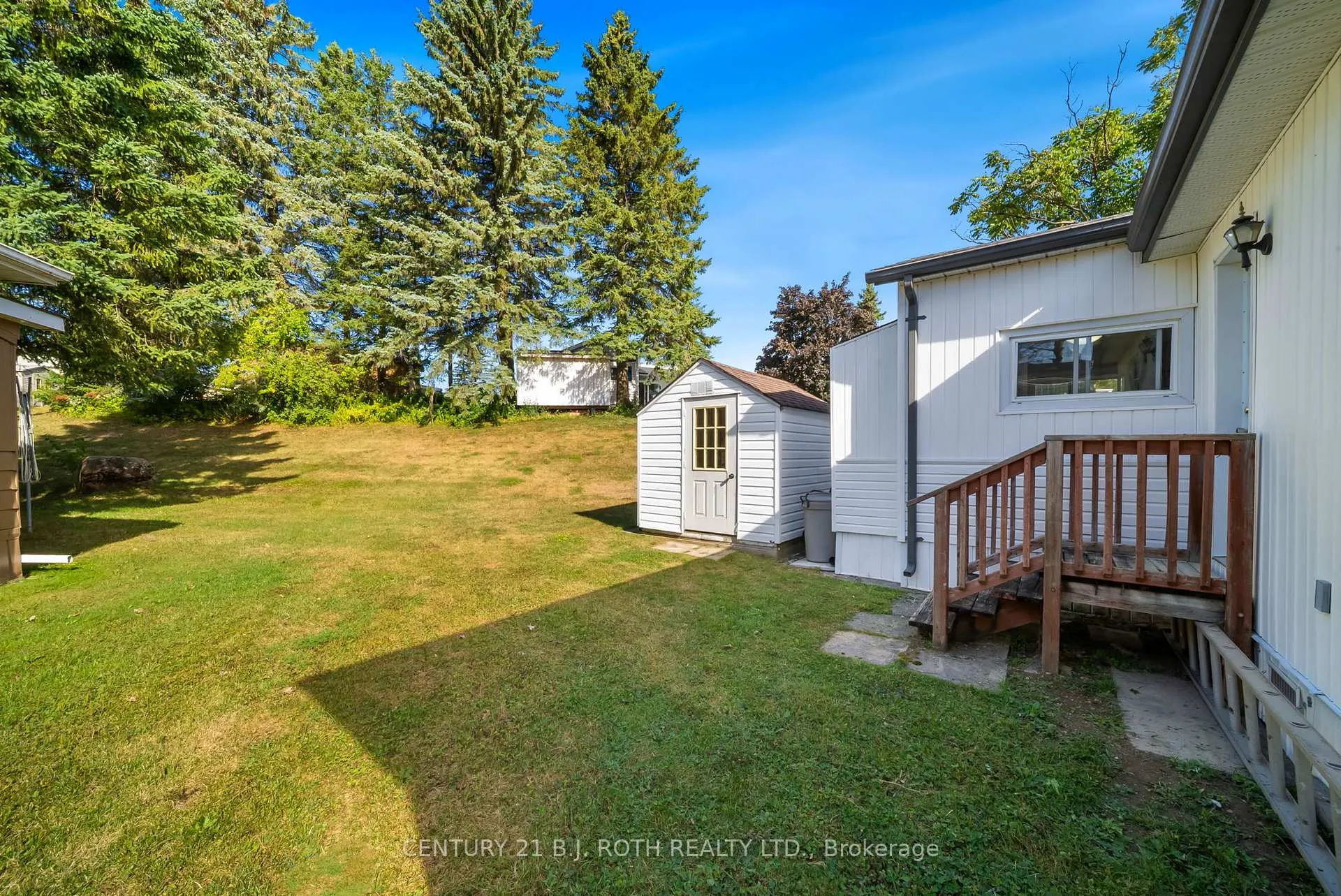 Photo 18 of 66 Cameron Drive, Oro-Medonte, Hawkestone — HOMEH