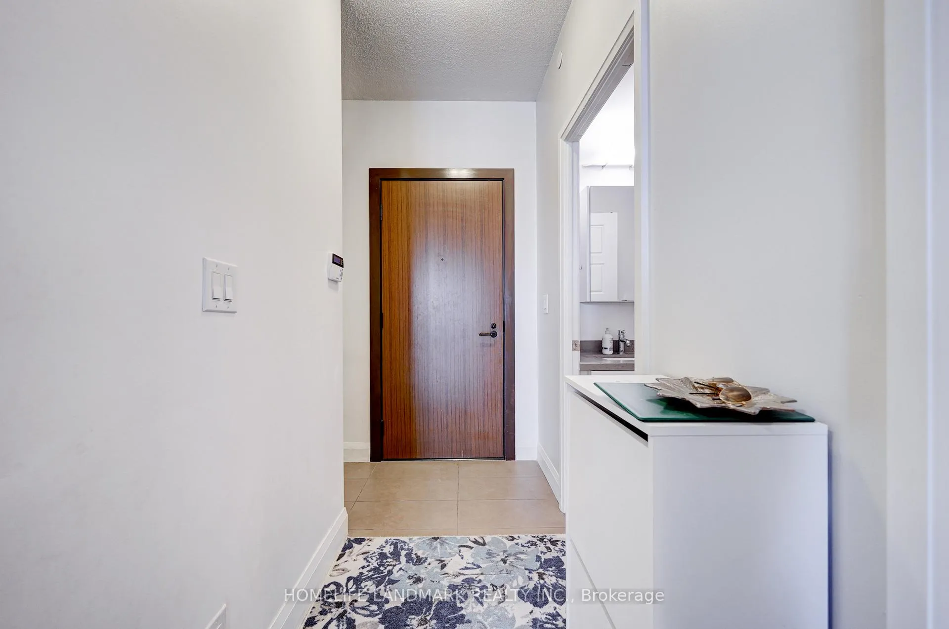 Photo 7 of Unit 327, 8228 Birchmount Road, Markham, Unionville — HOMEH