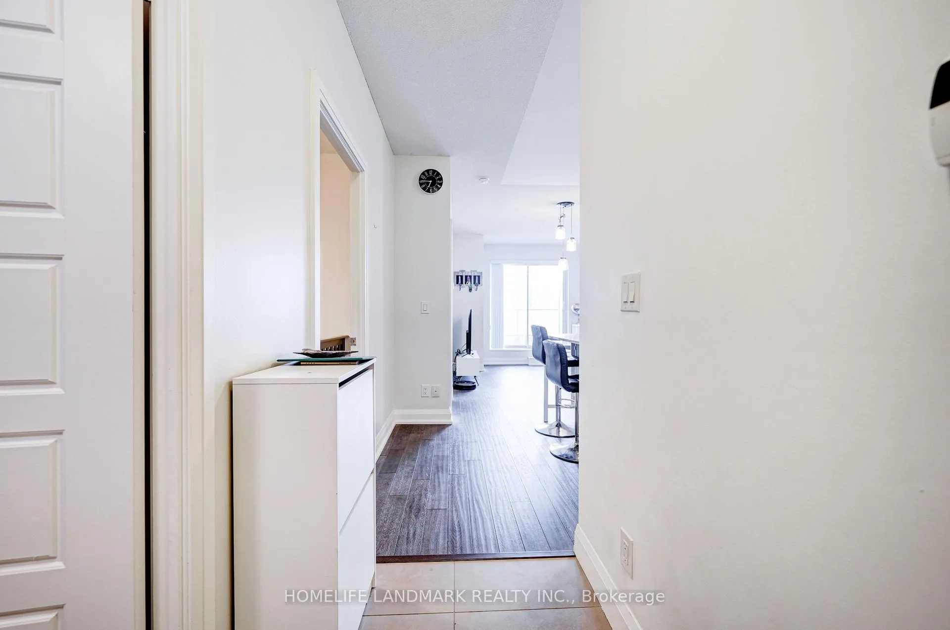 Photo 8 of Unit 327, 8228 Birchmount Road, Markham, Unionville — HOMEH