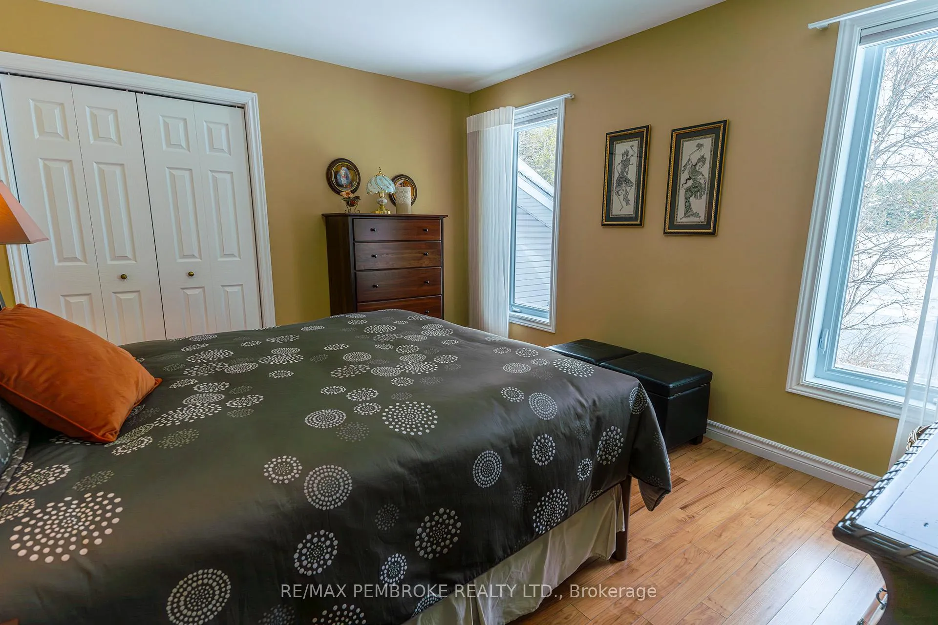 Photo 15 of 115 Island View Drive, North Algona Wilberforce, North Algona/Wilberforce Twp — HOMEH