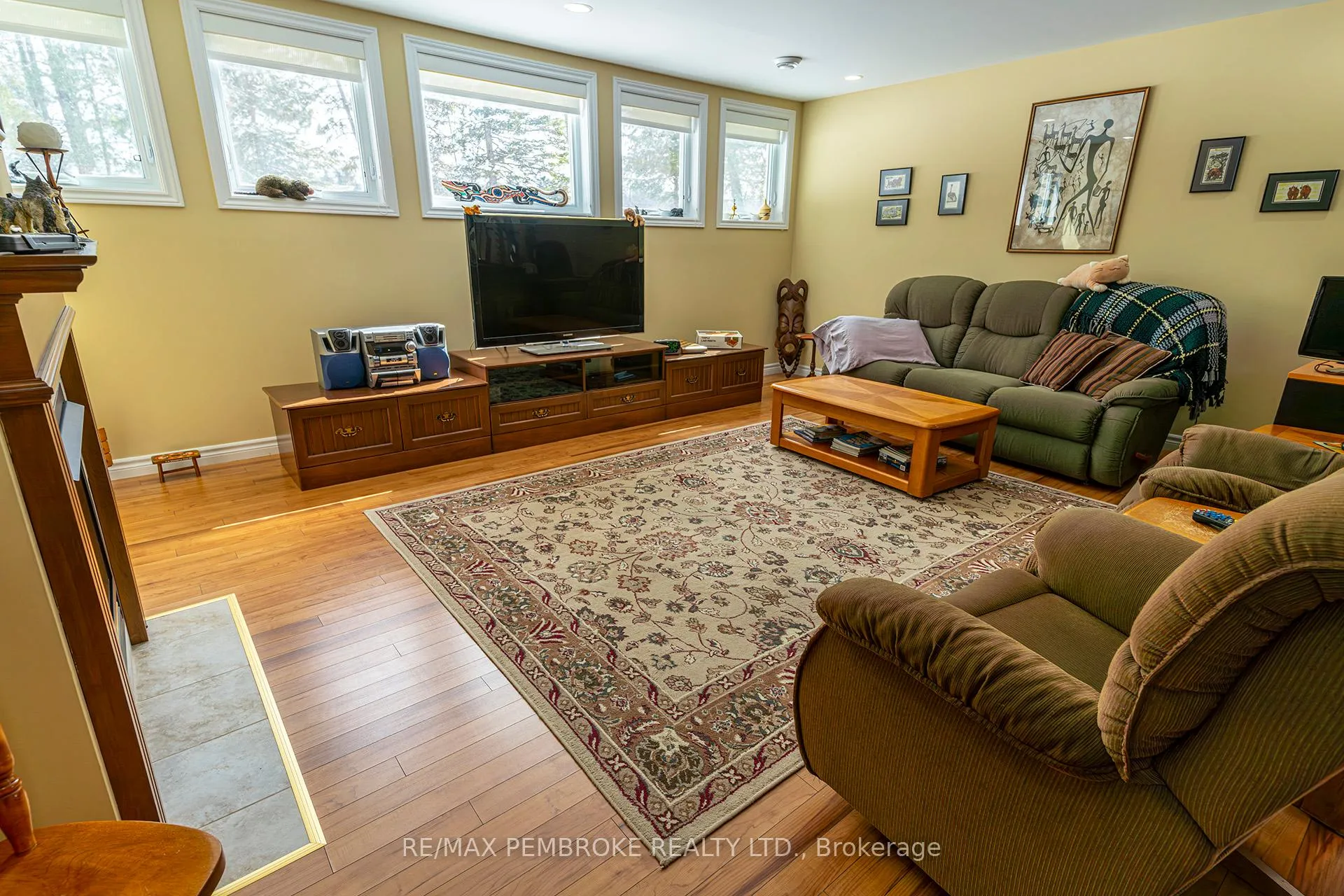 Photo 23 of 115 Island View Drive, North Algona Wilberforce, North Algona/Wilberforce Twp — HOMEH