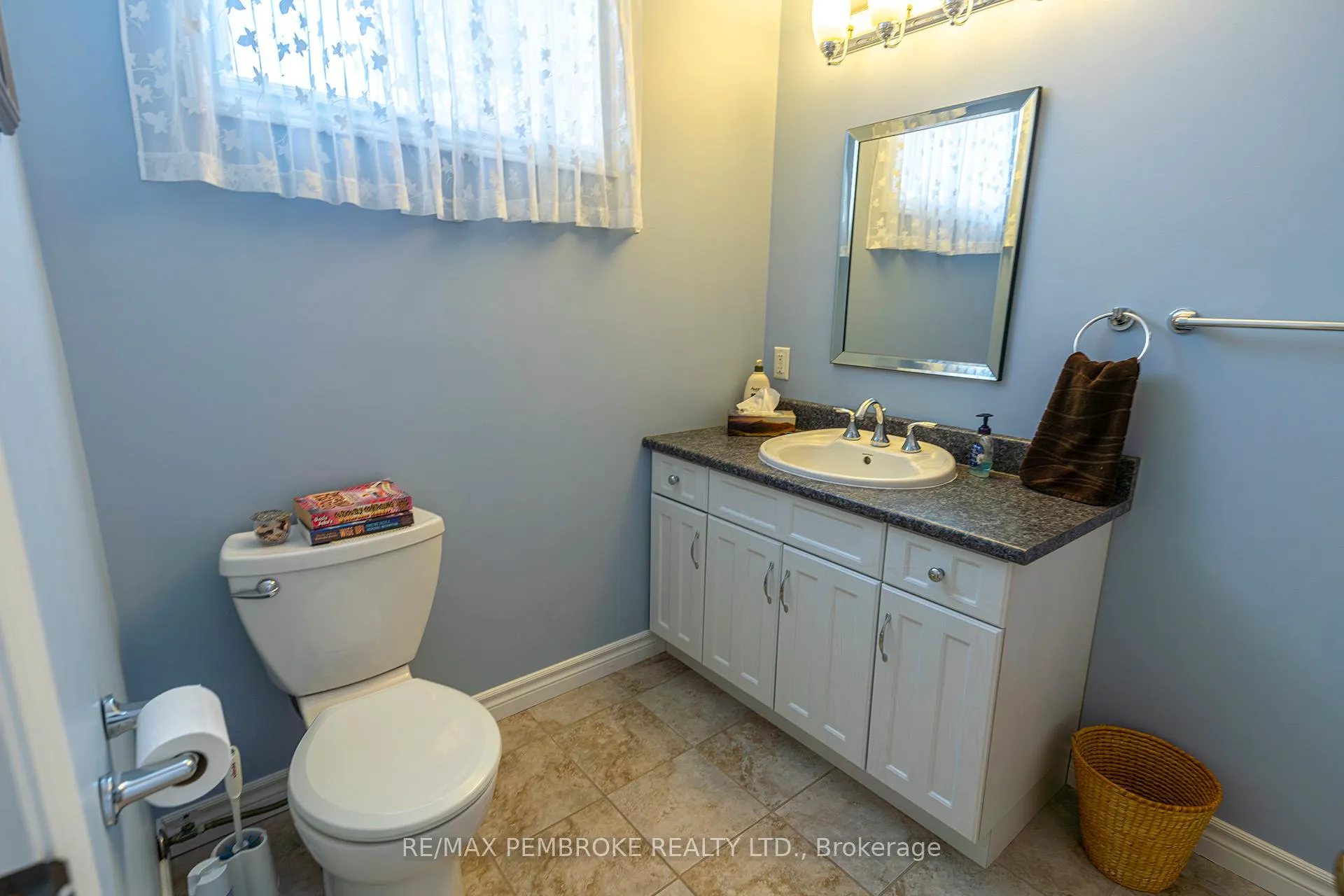 Photo 31 of 115 Island View Drive, North Algona Wilberforce, North Algona/Wilberforce Twp — HOMEH