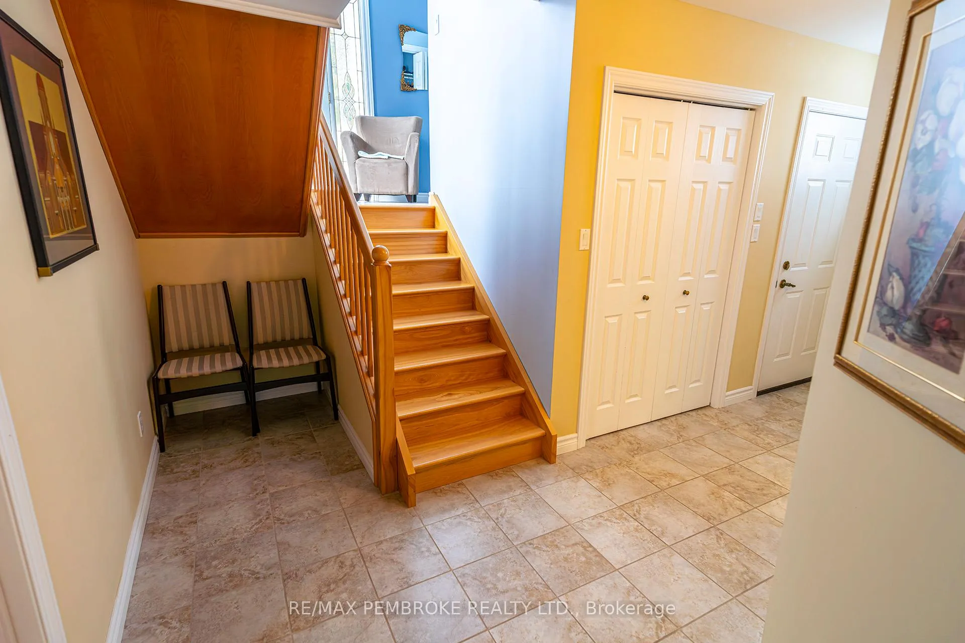 Photo 34 of 115 Island View Drive, North Algona Wilberforce, North Algona/Wilberforce Twp — HOMEH
