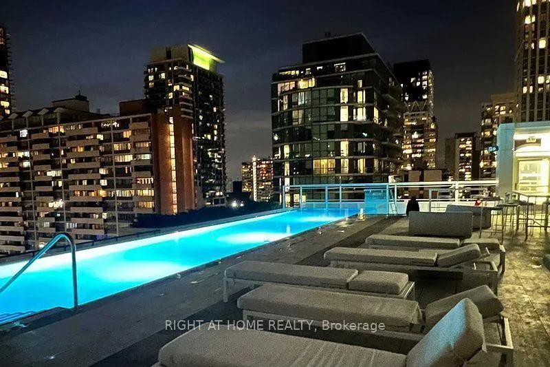 Photo 24 of Unit 1502, 161 Roehampton Avenue, Toronto, Mount Pleasant West — HOMEH