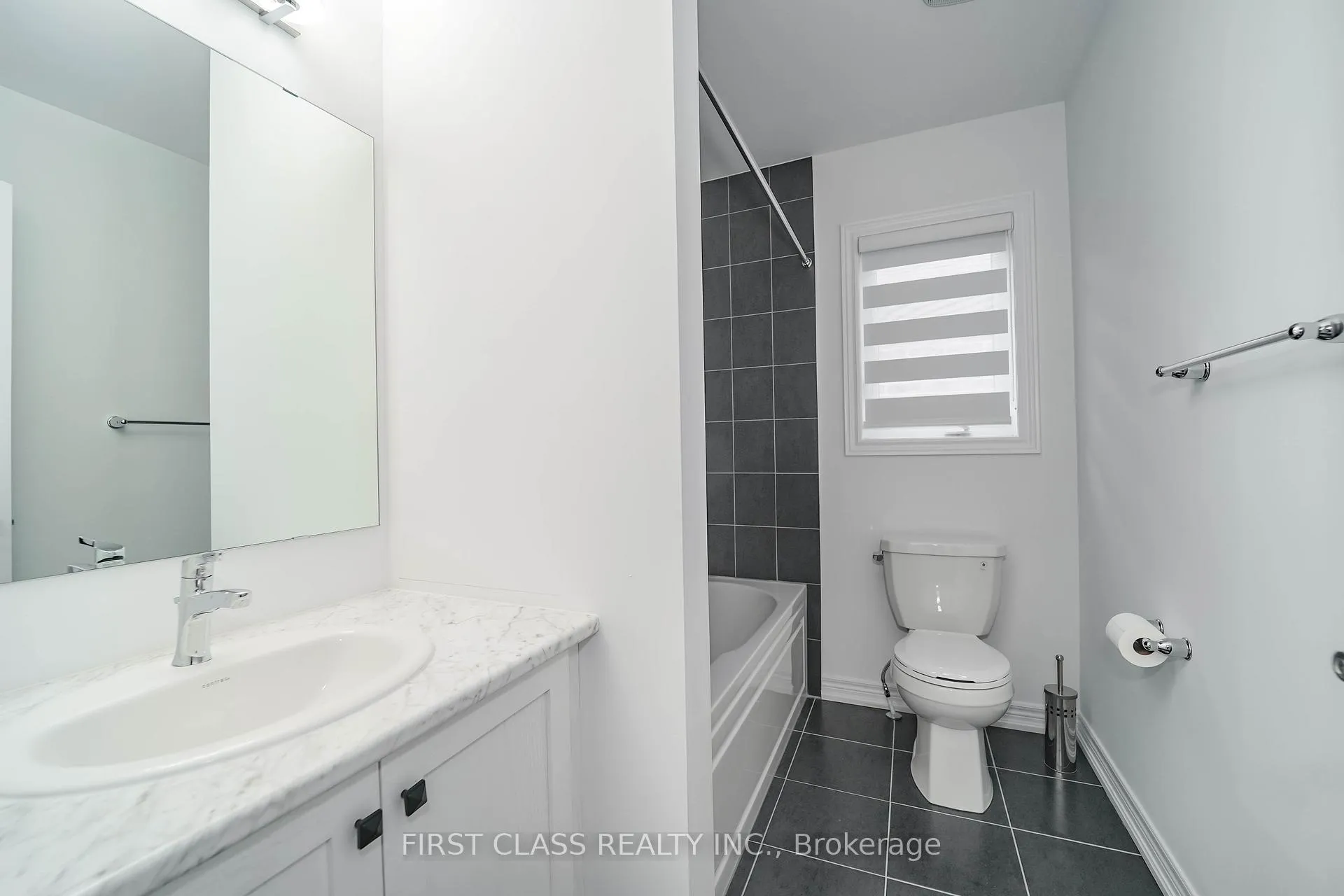 Photo 22 of 101 Thicketwood Avenue, Barrie, Rural Barrie Southeast — HOMEH