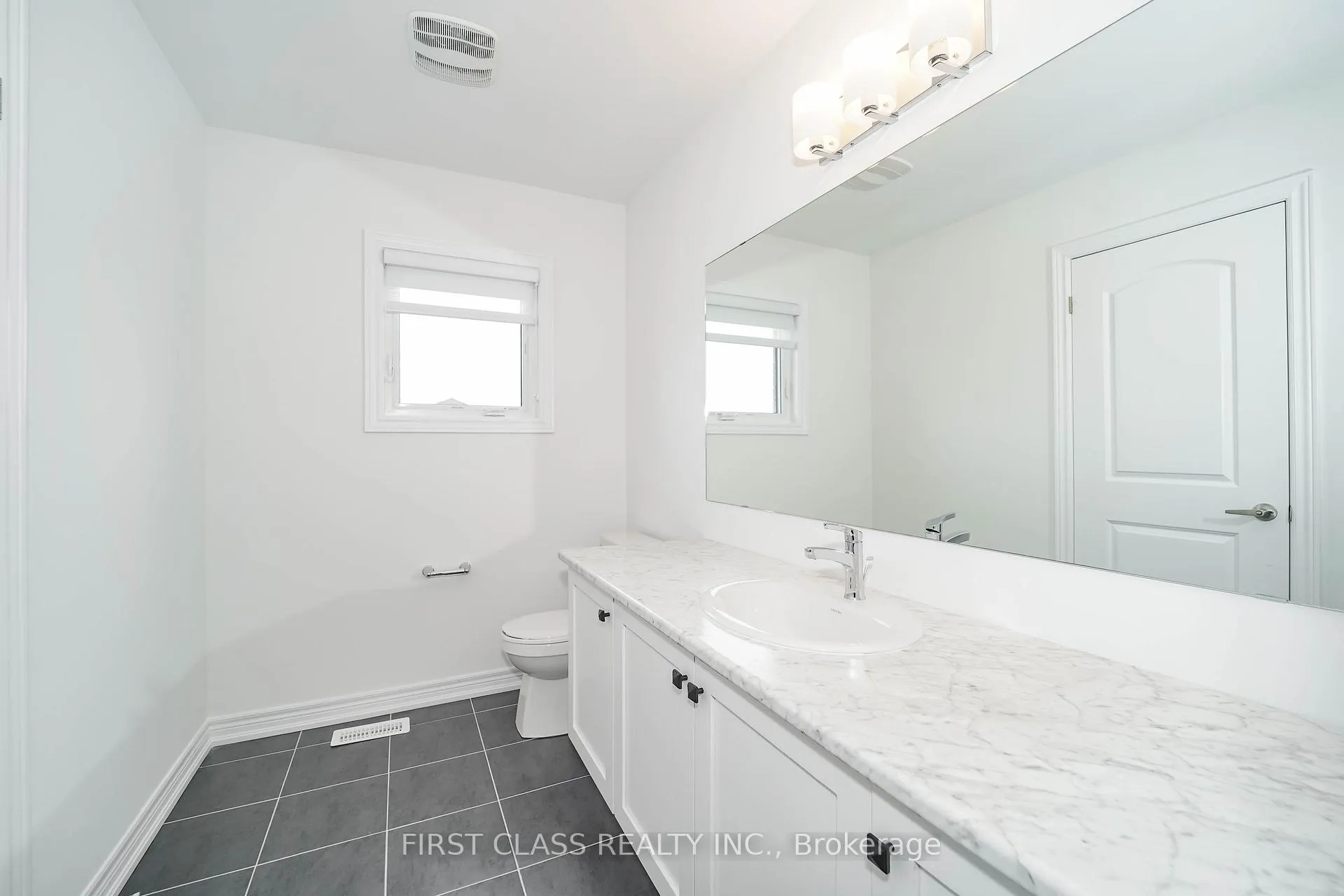 Photo 26 of 101 Thicketwood Avenue, Barrie, Rural Barrie Southeast — HOMEH