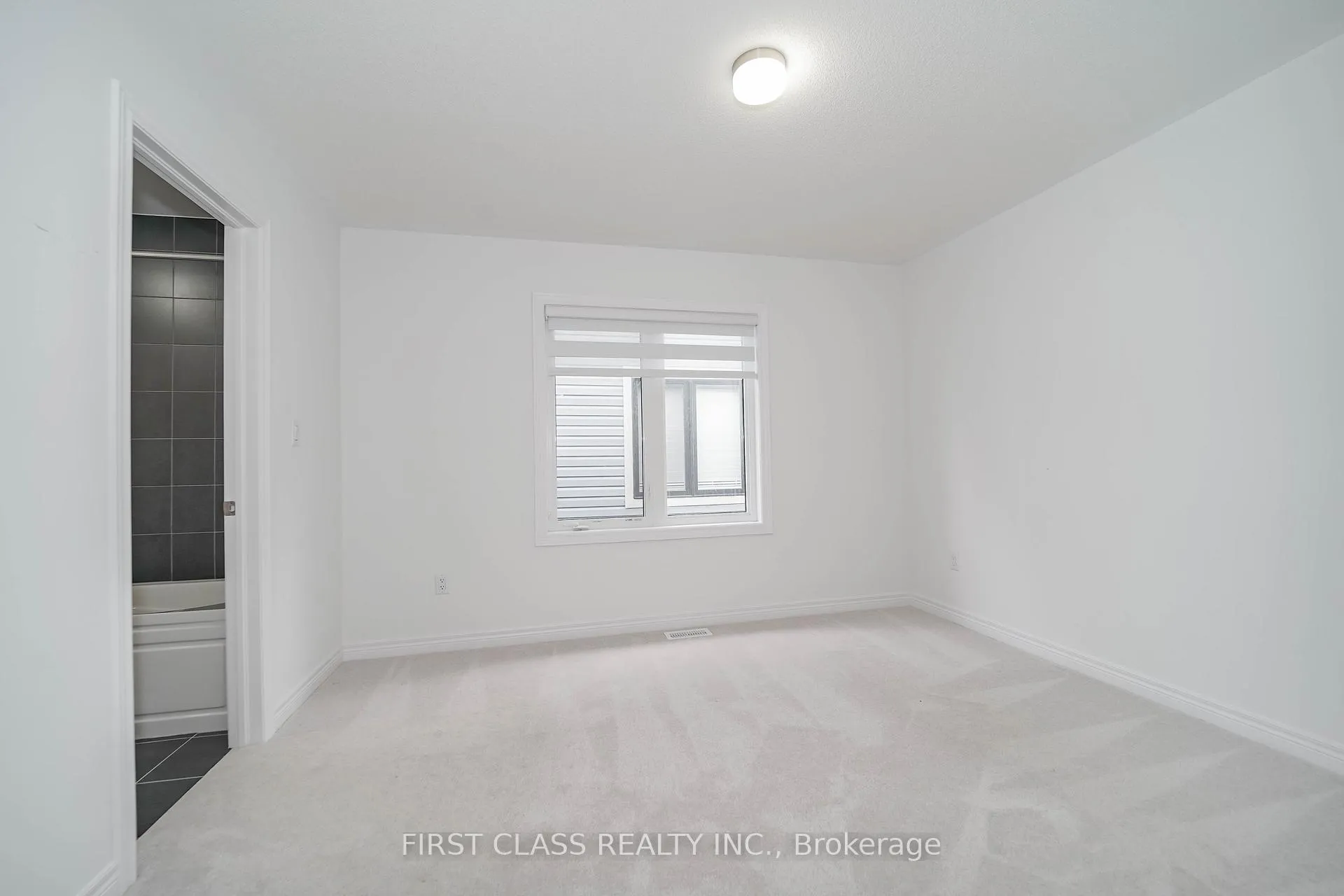 Photo 28 of 101 Thicketwood Avenue, Barrie, Rural Barrie Southeast — HOMEH