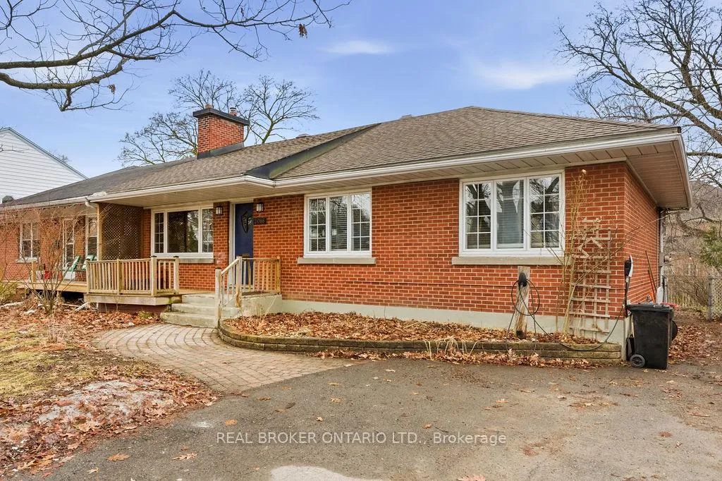 Photo 2 of 2086 Blossom Drive, Ottawa, Applewood Acres — HOMEH