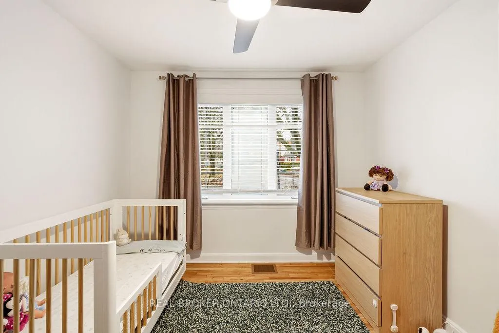 Photo 20 of 2086 Blossom Drive, Ottawa, Applewood Acres — HOMEH