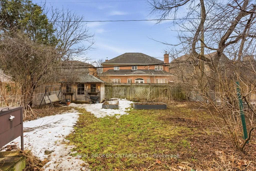 Photo 32 of 2086 Blossom Drive, Ottawa, Applewood Acres — HOMEH
