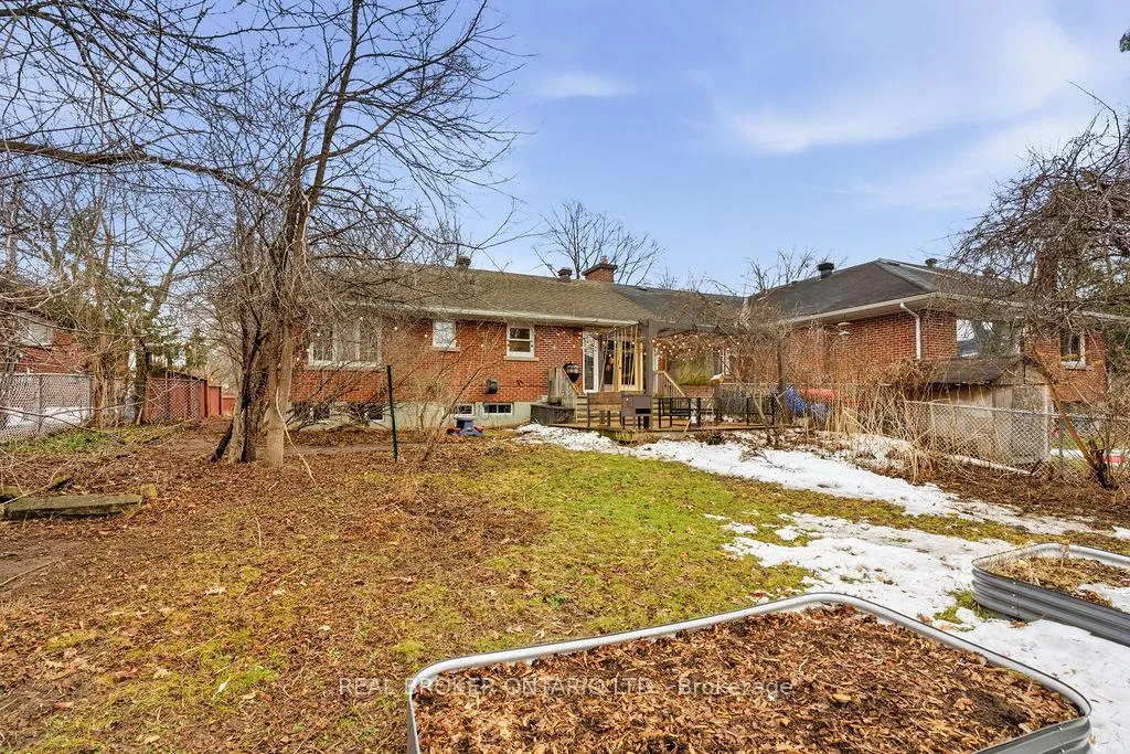 Photo 33 of 2086 Blossom Drive, Ottawa, Applewood Acres — HOMEH