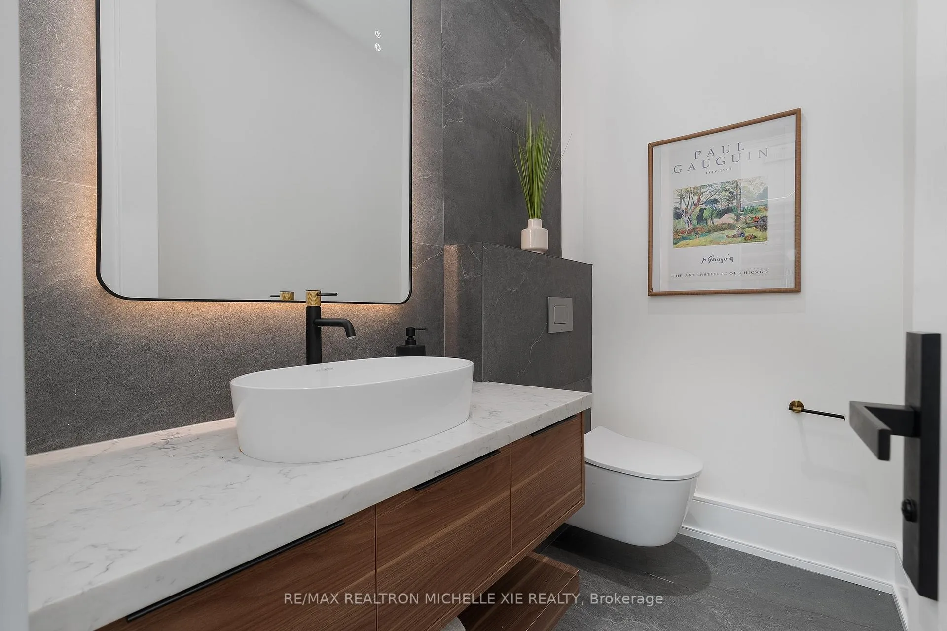 Photo 21 of 132 Duplex Avenue, Toronto, Yonge-Eglinton — HOMEH