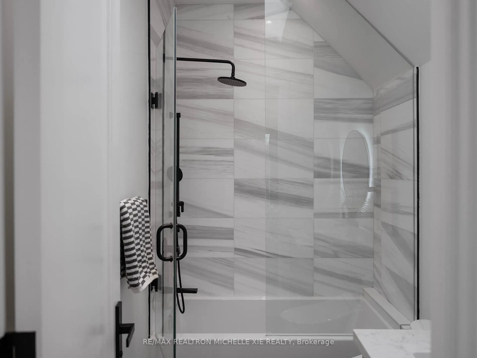 Photo 42 of 132 Duplex Avenue, Toronto, Yonge-Eglinton — HOMEH