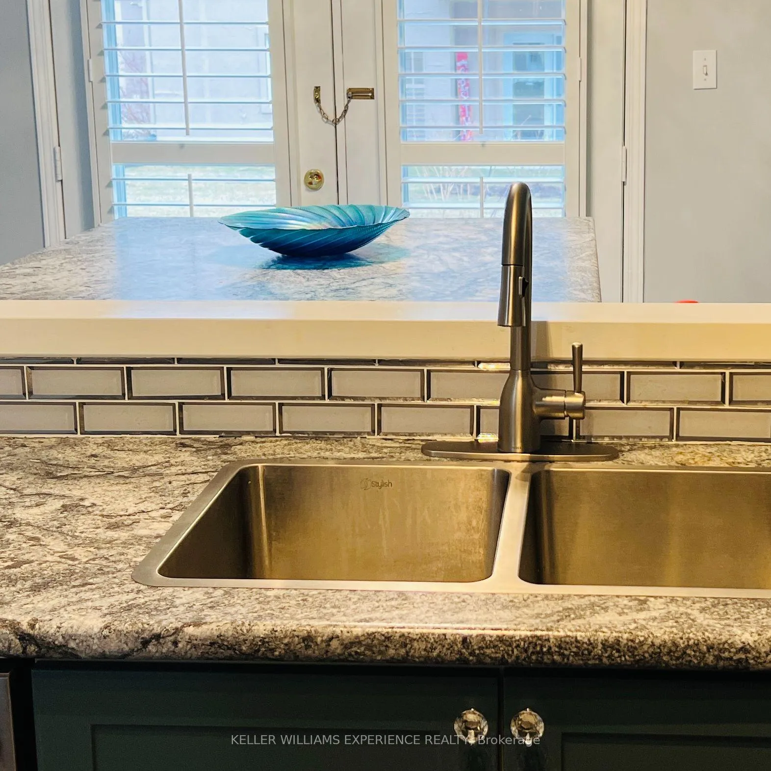 Photo 4 of Unit 101, 115 Bond Street, Orillia — HOMEH