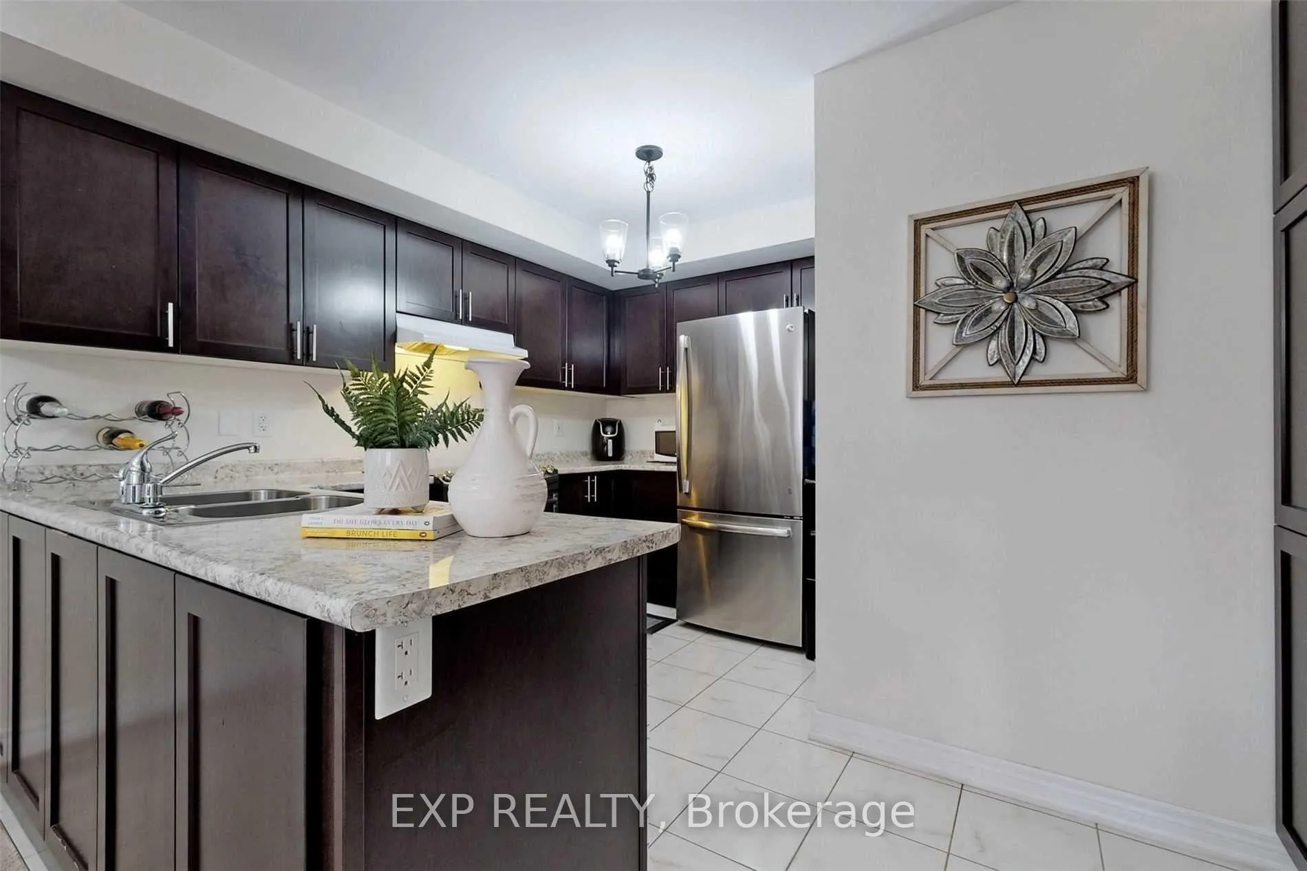 Photo 8 of Unit 26, 420 Linden Drive, Cambridge, Preston Heights — HOMEH