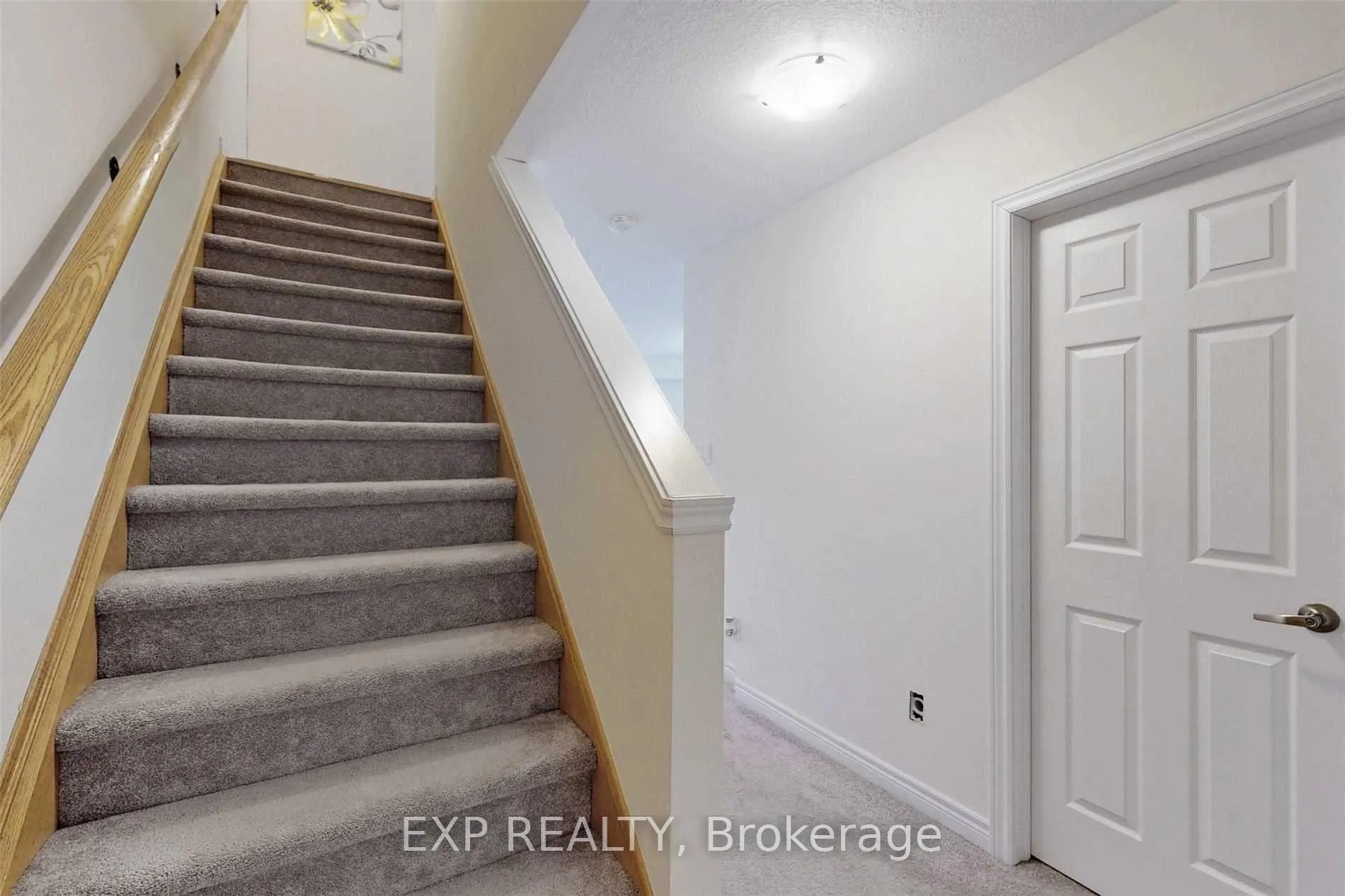 Photo 14 of Unit 26, 420 Linden Drive, Cambridge, Preston Heights — HOMEH