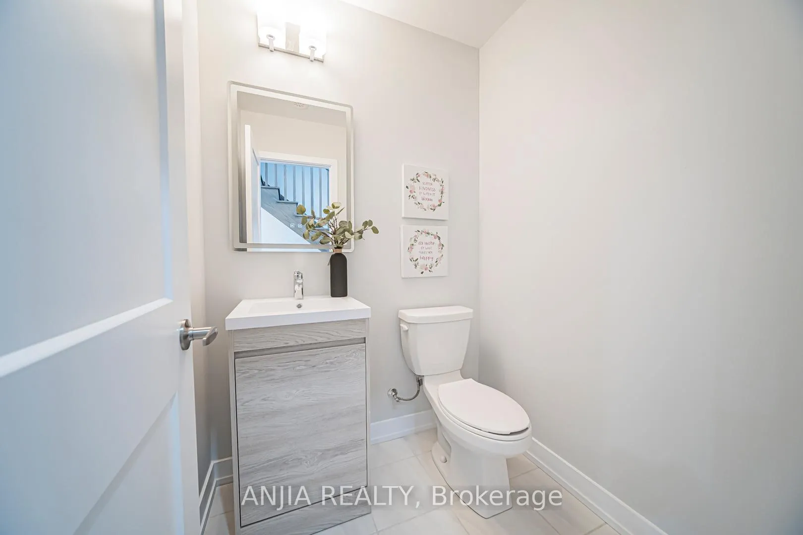 Photo 12 of 17 William Shearn Crescent S, Markham, Angus Glen — HOMEH