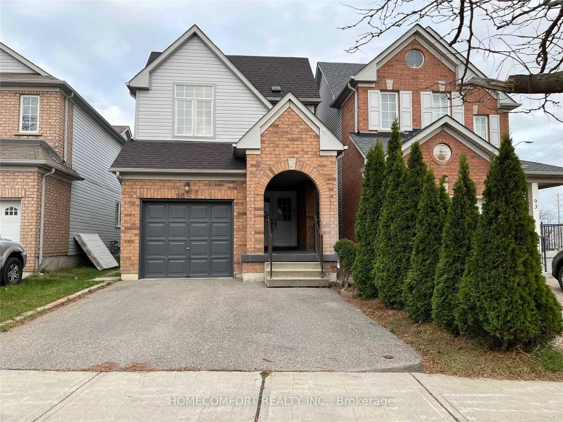 Photo 1 of 95 Ferncliffe(Basement) Crescent, Markham, Cedarwood — HOMEH